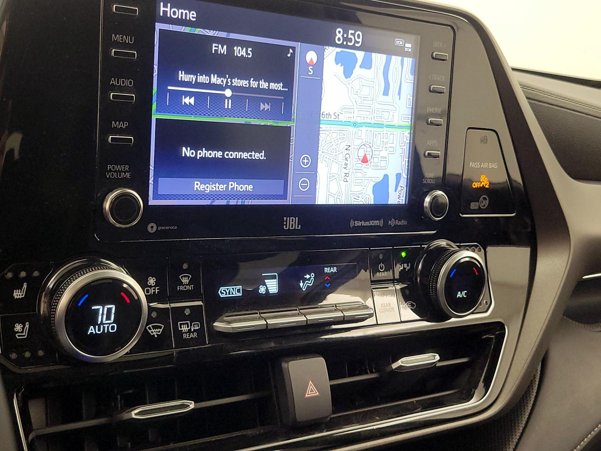 Thumbnail: 2020 Toyota Highlander - 17