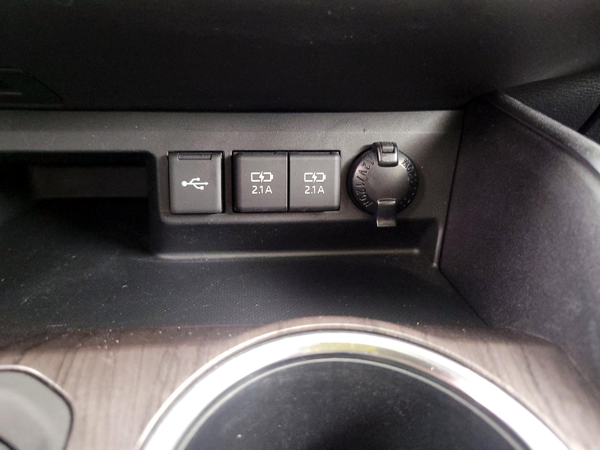 Thumbnail: 2020 Toyota Highlander - 19