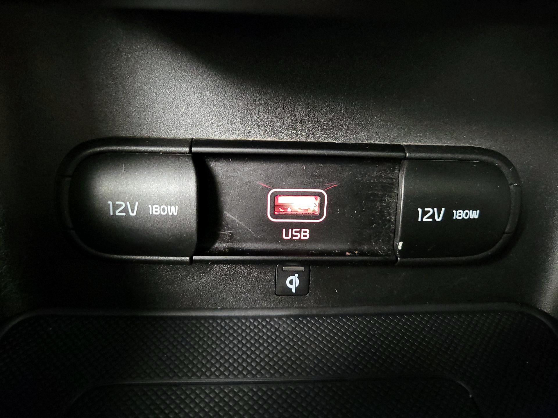 Thumbnail: 2020 Kia Sportage - 18