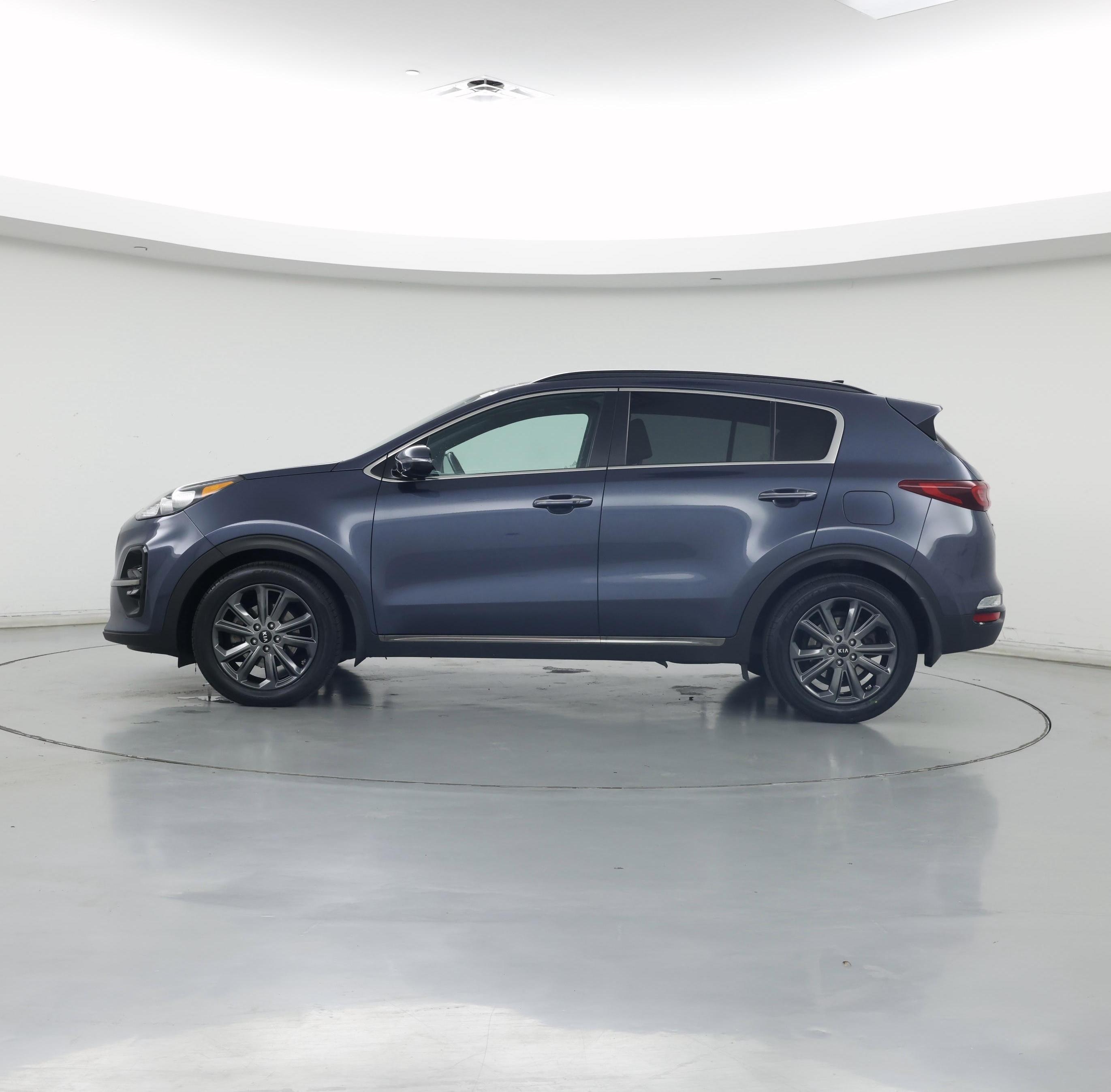 Thumbnail: 2020 Kia Sportage - 3