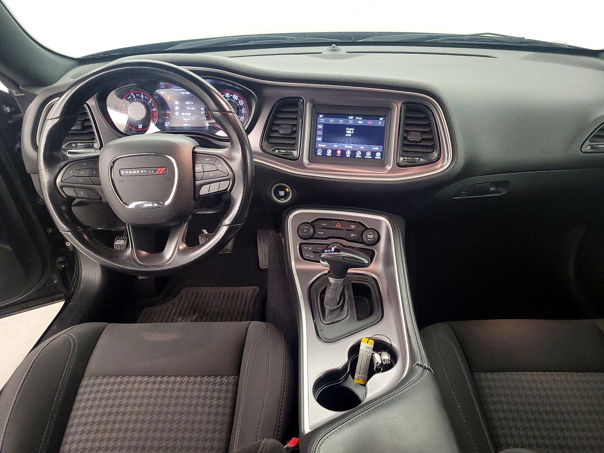 Thumbnail: 2019 Dodge Challenger - 9