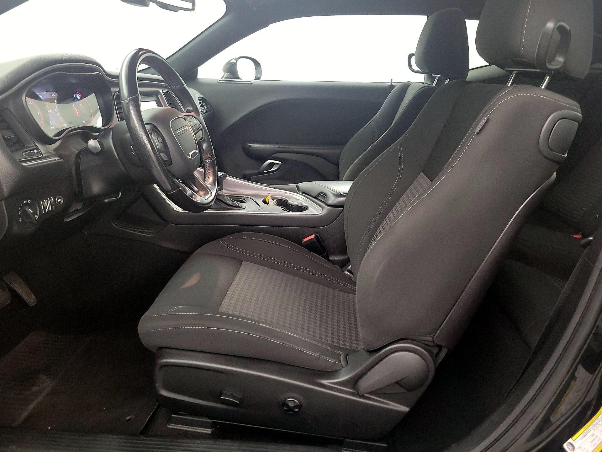 Thumbnail: 2019 Dodge Challenger - 11