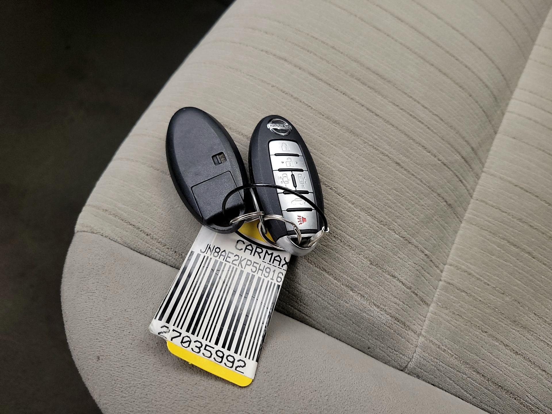 Thumbnail: 2017 Nissan Quest - 20