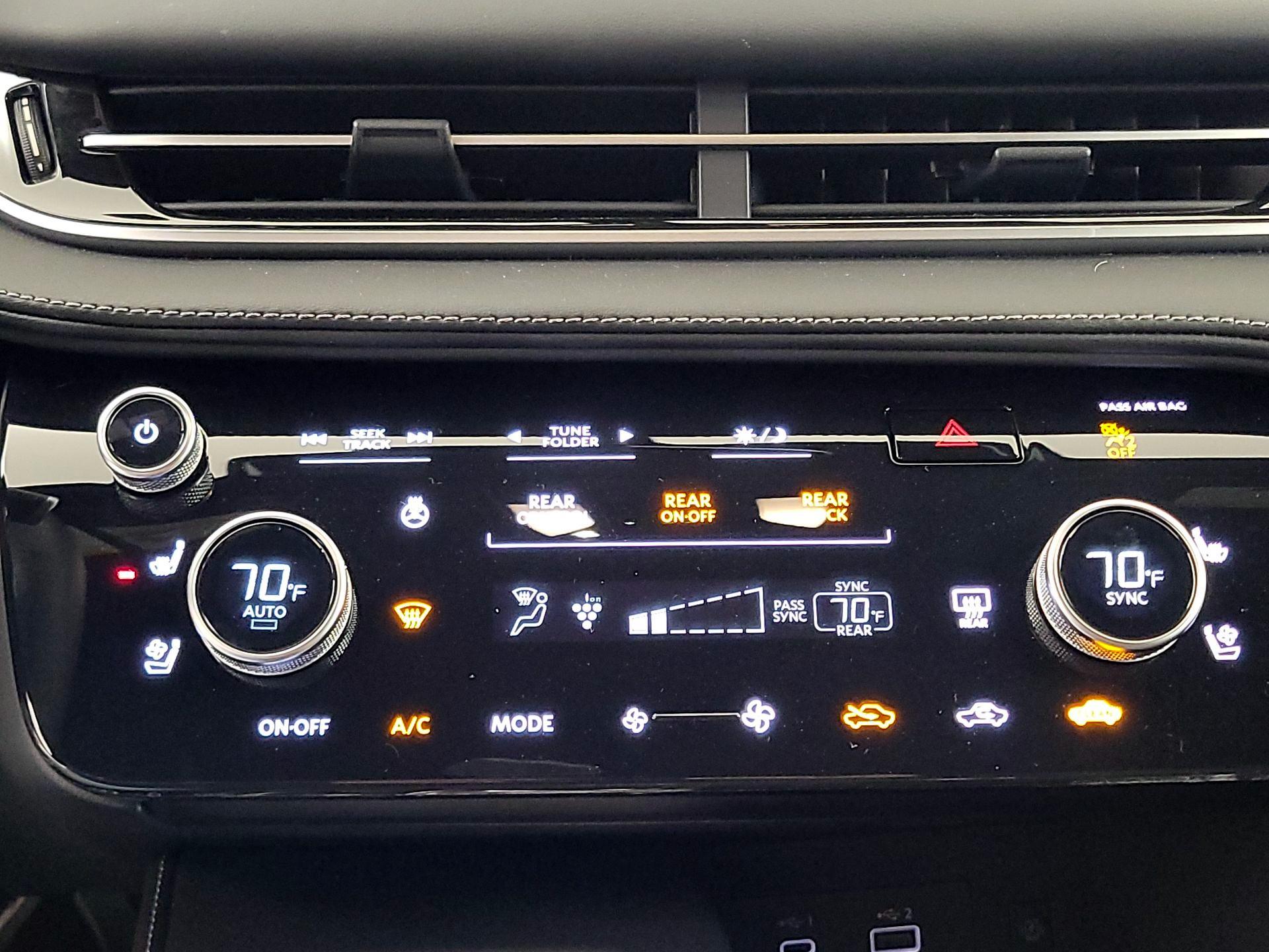 Thumbnail: 2025 INFINITI QX60 - 17