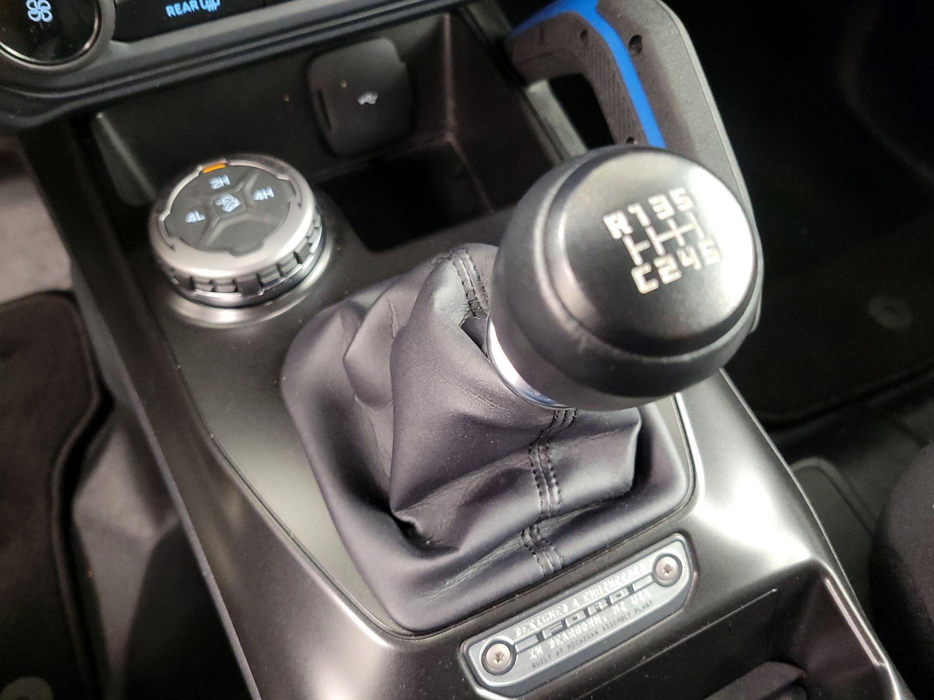 Thumbnail: 2022 Ford Bronco - 17