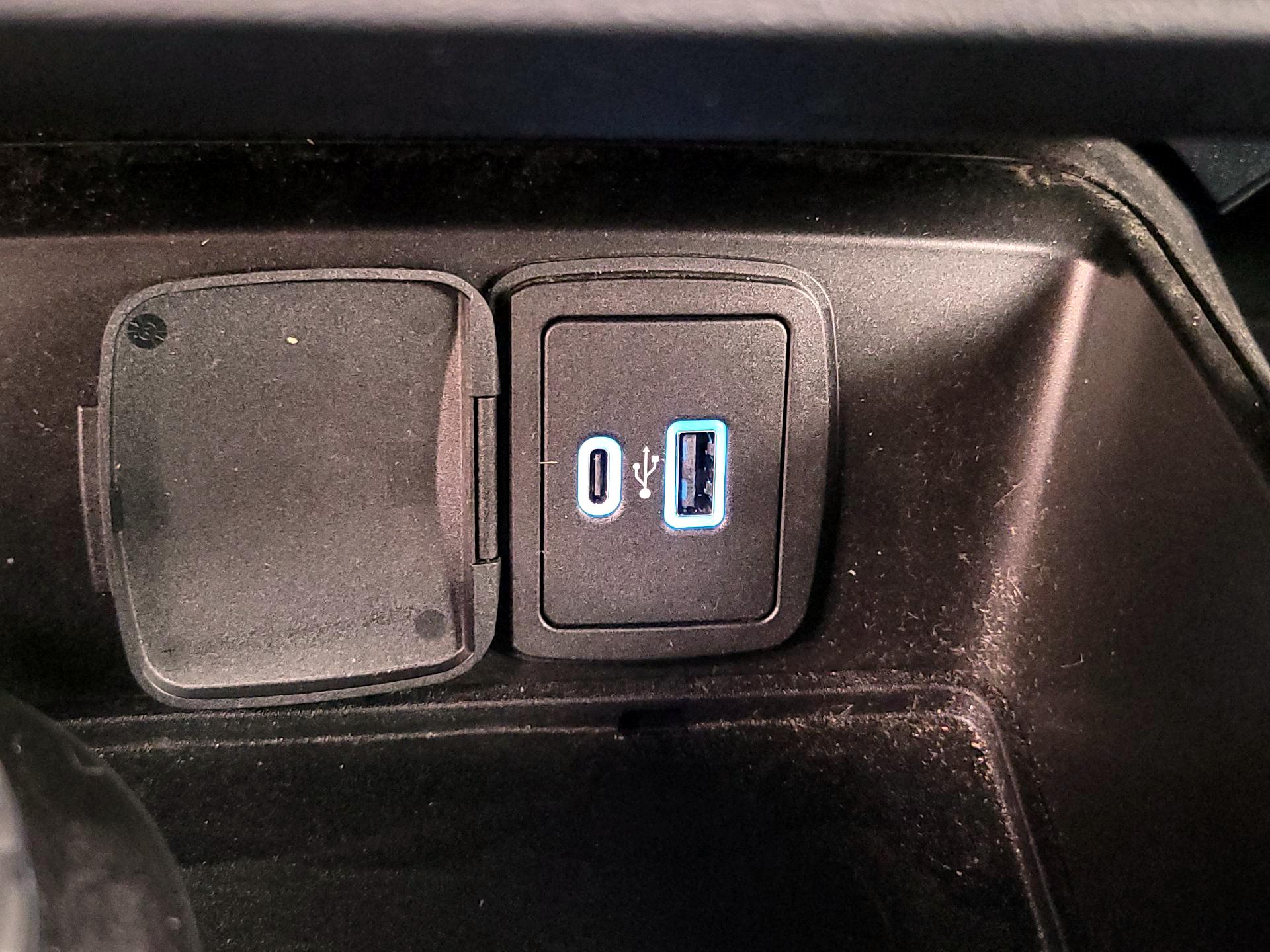 Thumbnail: 2022 Ford Bronco - 18