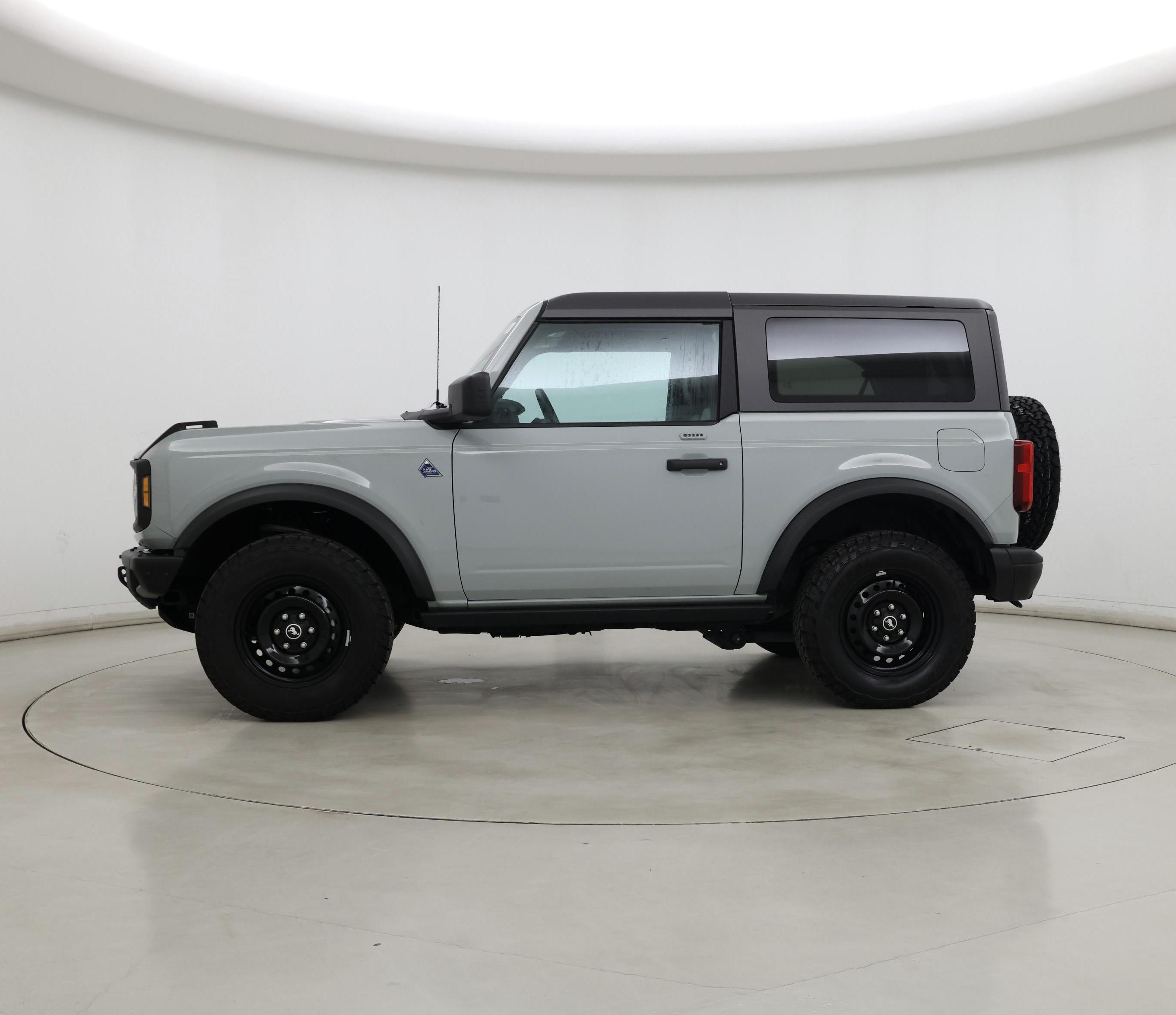 Thumbnail: 2022 Ford Bronco - 3