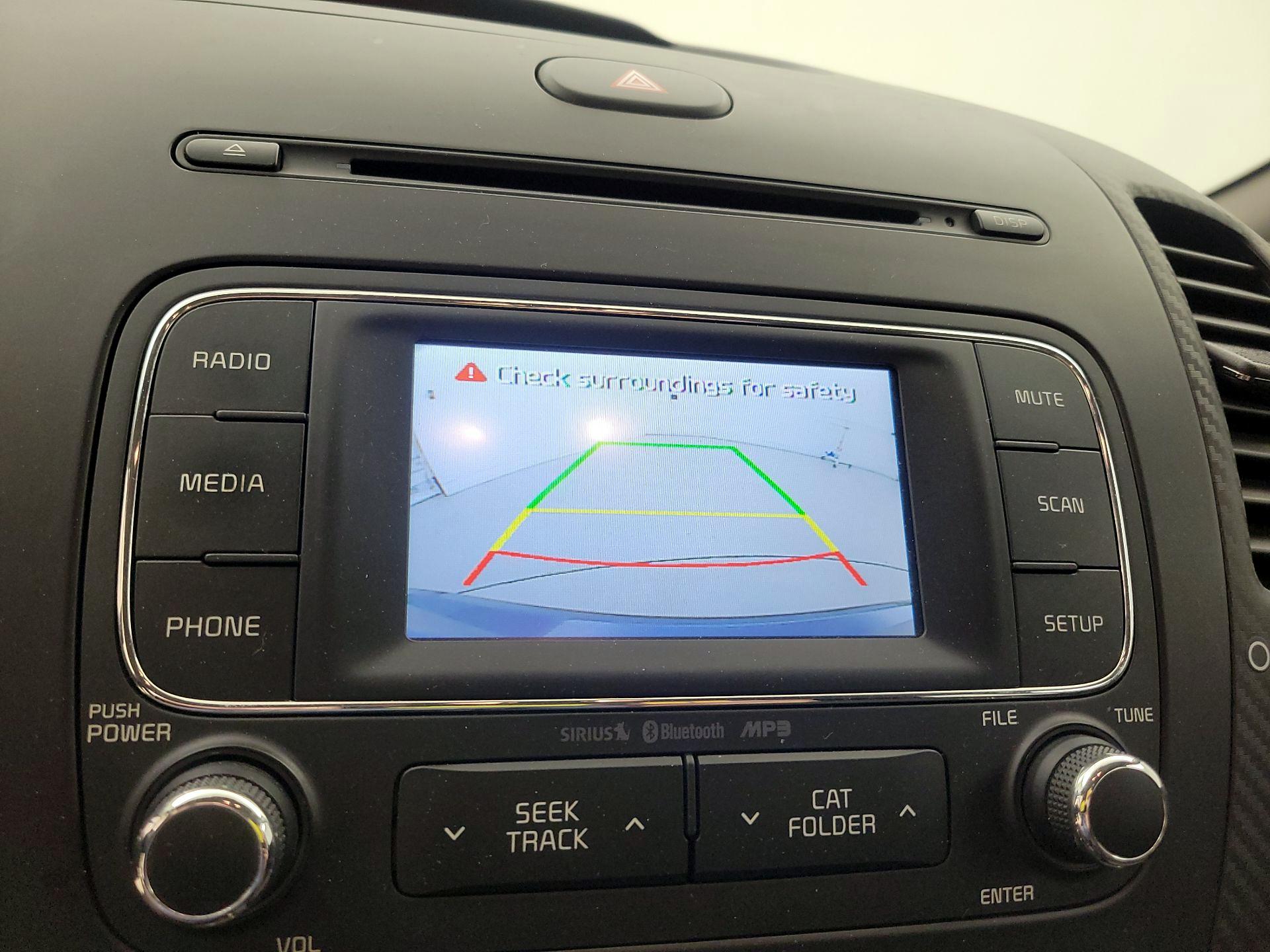 Thumbnail: 2016 Kia Forte - 14