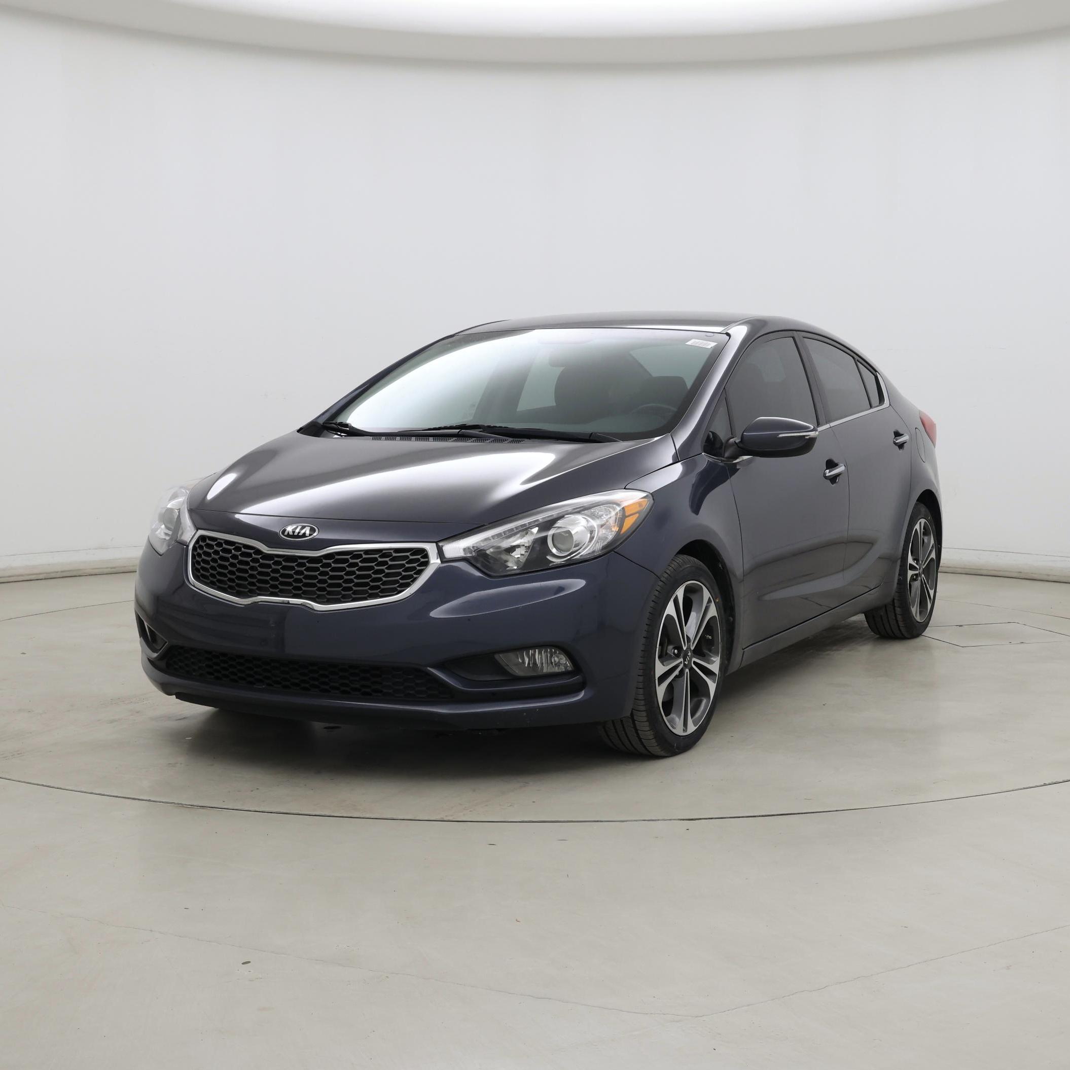 Thumbnail: 2016 Kia Forte - 4