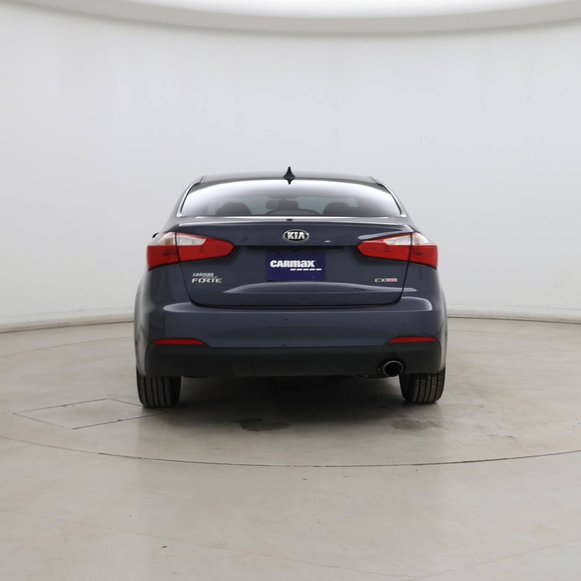 Thumbnail: 2016 Kia Forte - 6