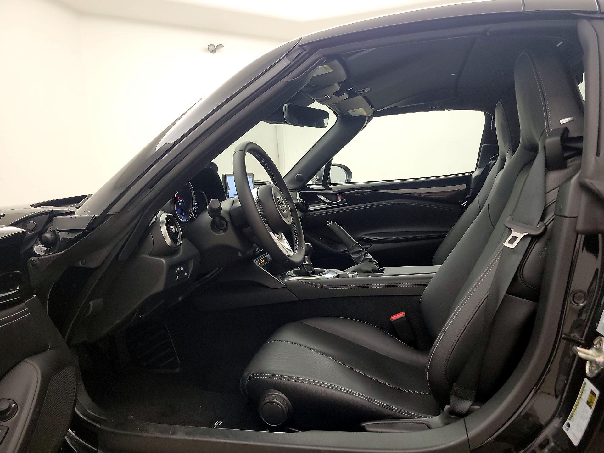 Thumbnail: 2024 Mazda MX-5 Miata - 11