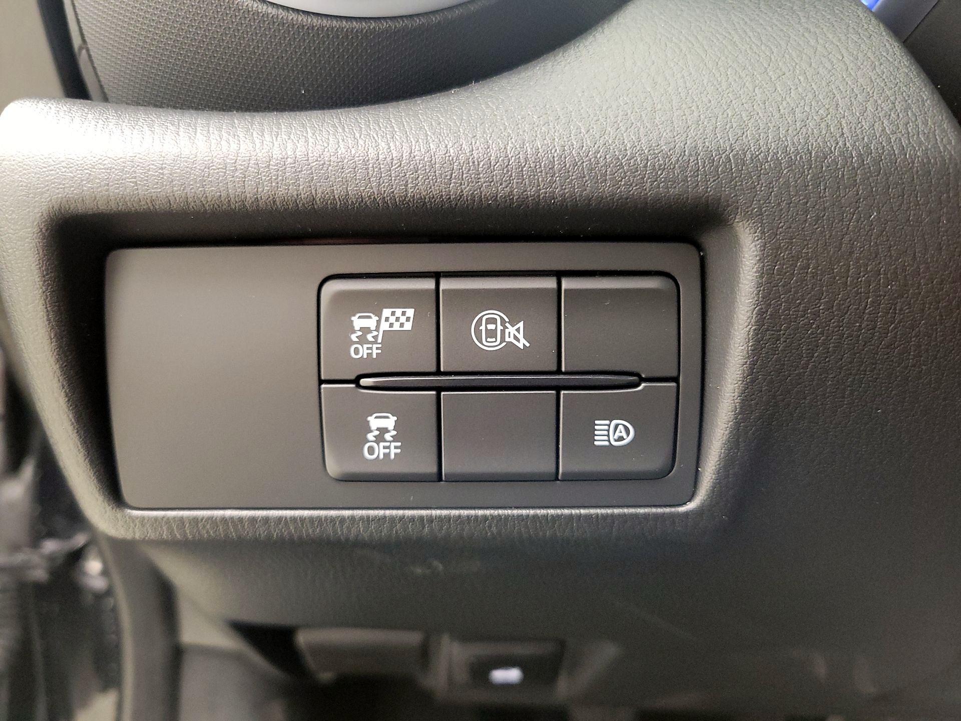 Thumbnail: 2024 Mazda MX-5 Miata - 13