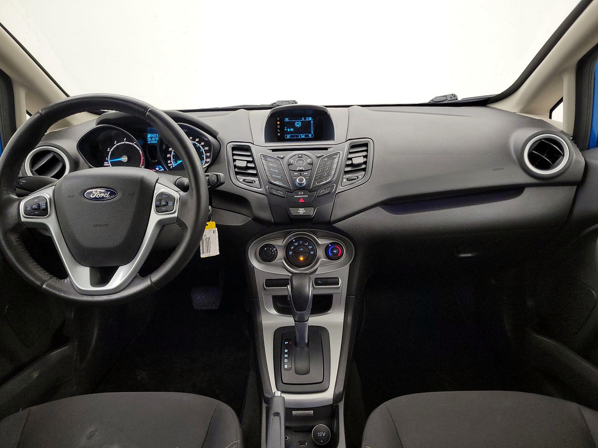 Thumbnail: 2016 Ford Fiesta - 9