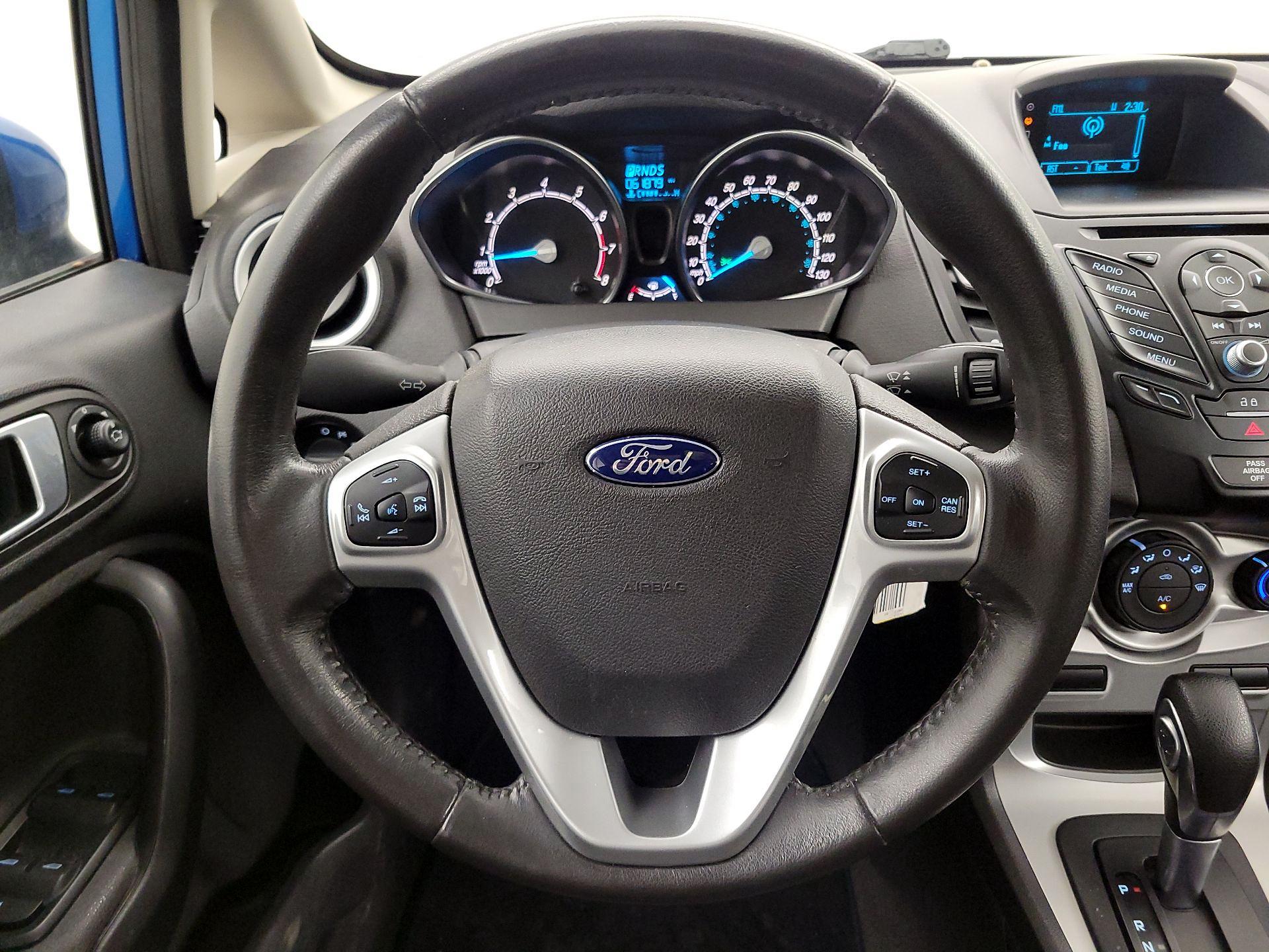 Thumbnail: 2016 Ford Fiesta - 10