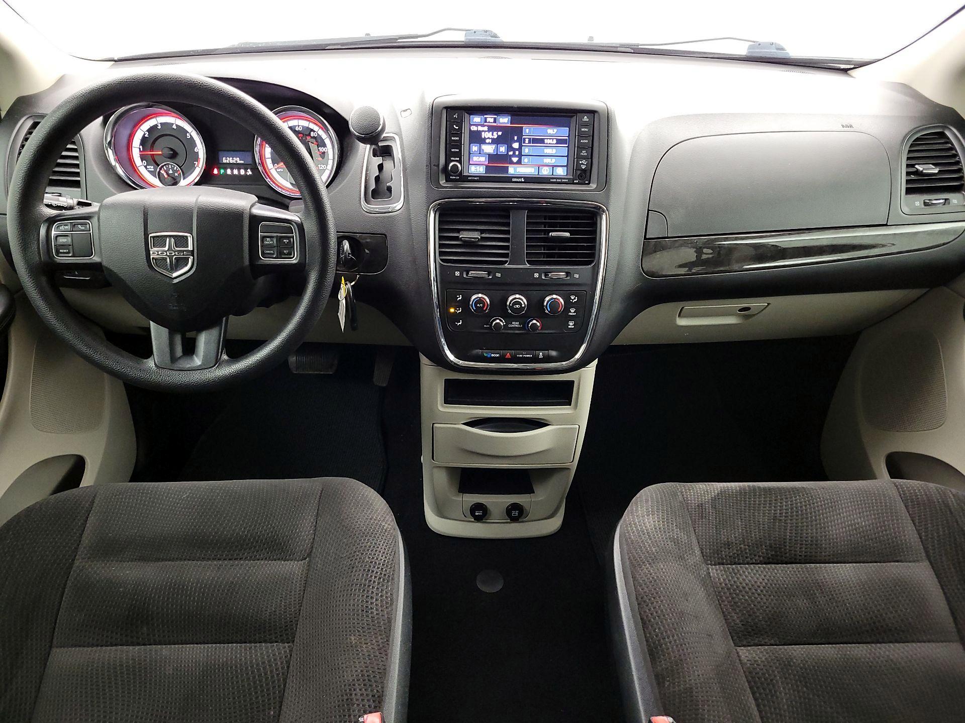 Thumbnail: 2018 Dodge Grand Caravan - 9