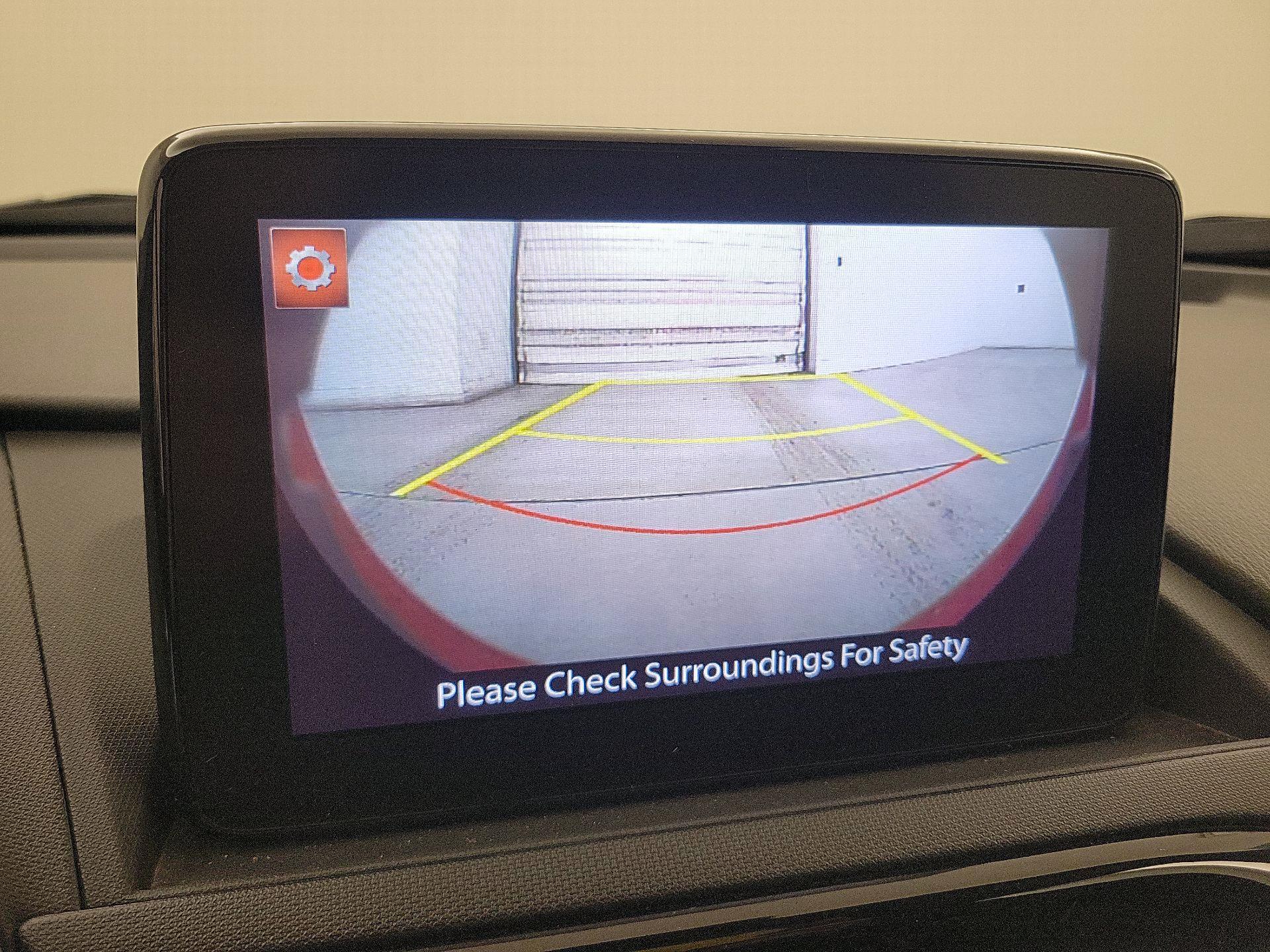 Thumbnail: 2022 Mazda MX-5 Miata - 15