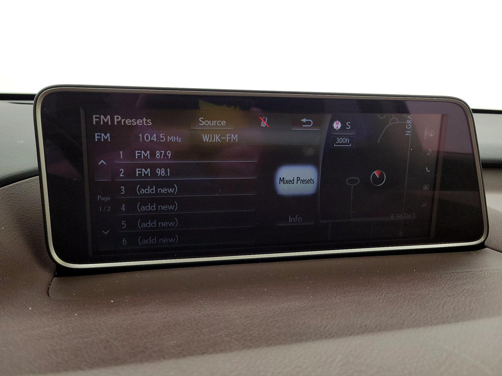 Thumbnail: 2018 Lexus RX - 16