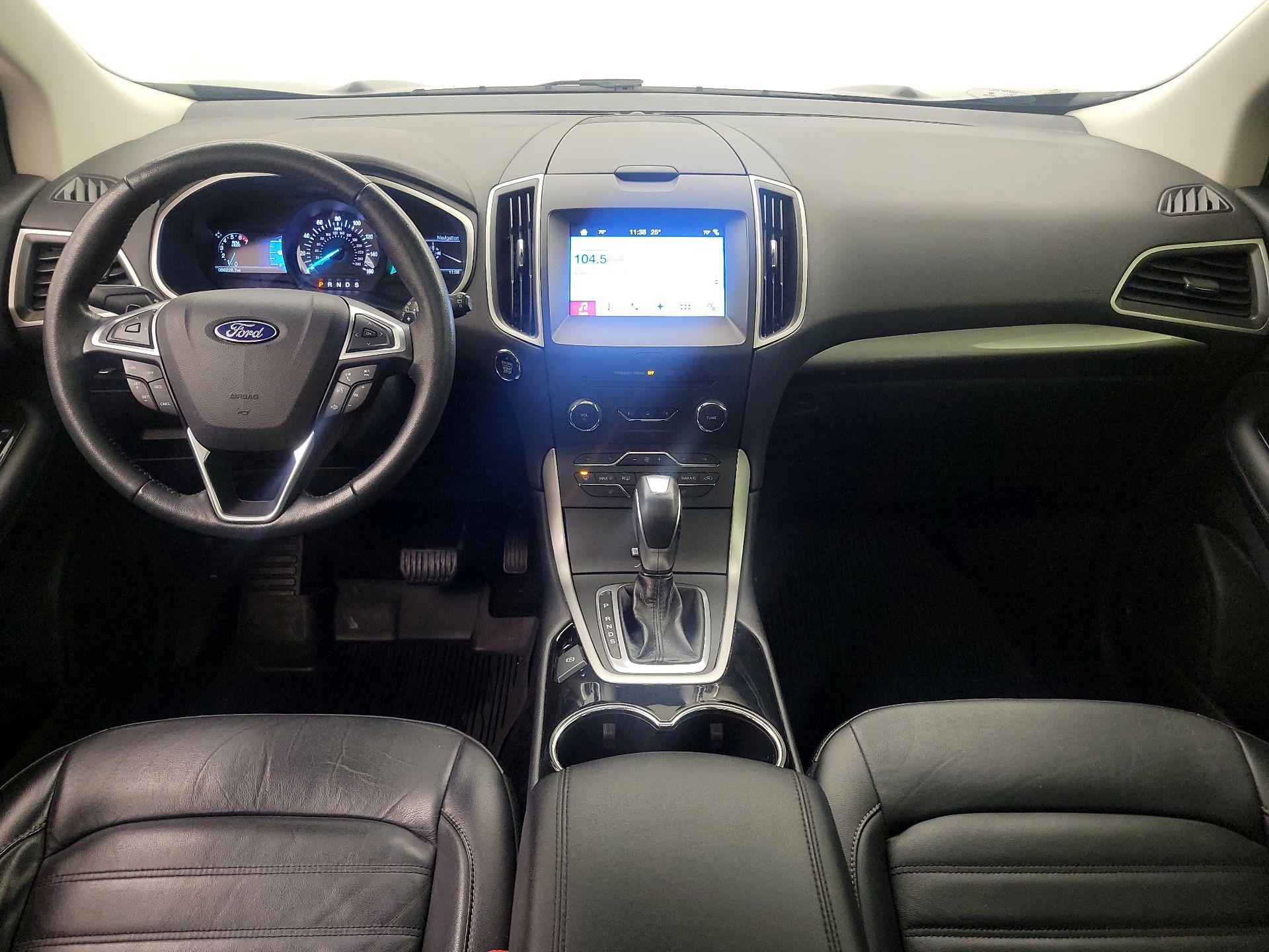 Thumbnail: 2017 Ford Edge - 9