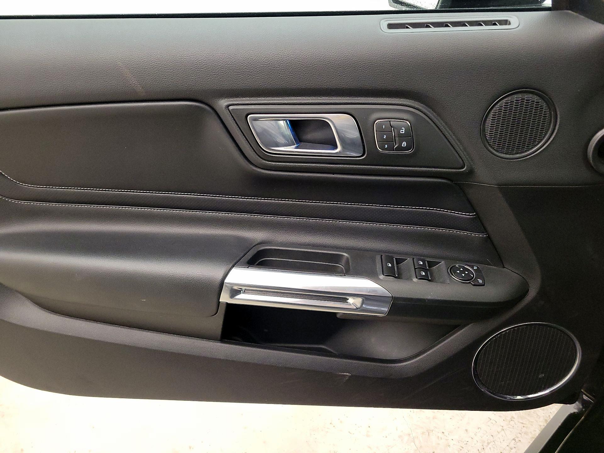 Thumbnail: 2022 Ford Mustang - 12