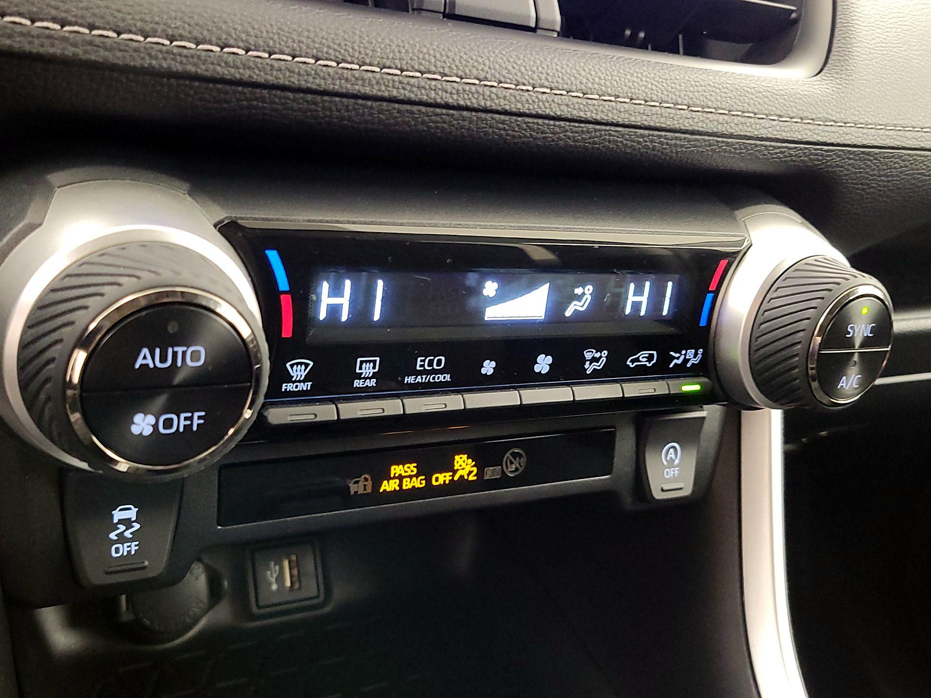 Thumbnail: 2023 Toyota RAV4 - 16