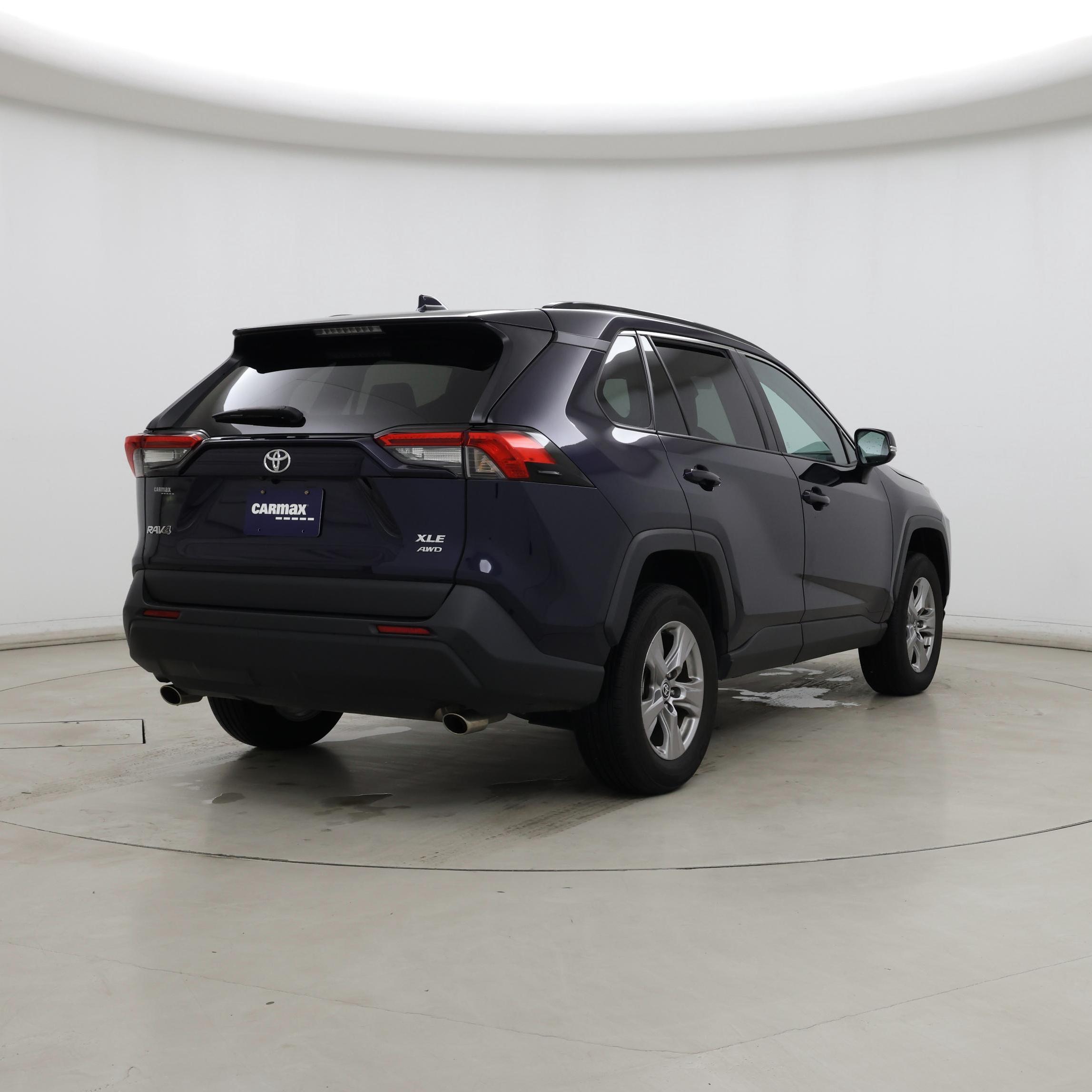 Thumbnail: 2023 Toyota RAV4 - 8