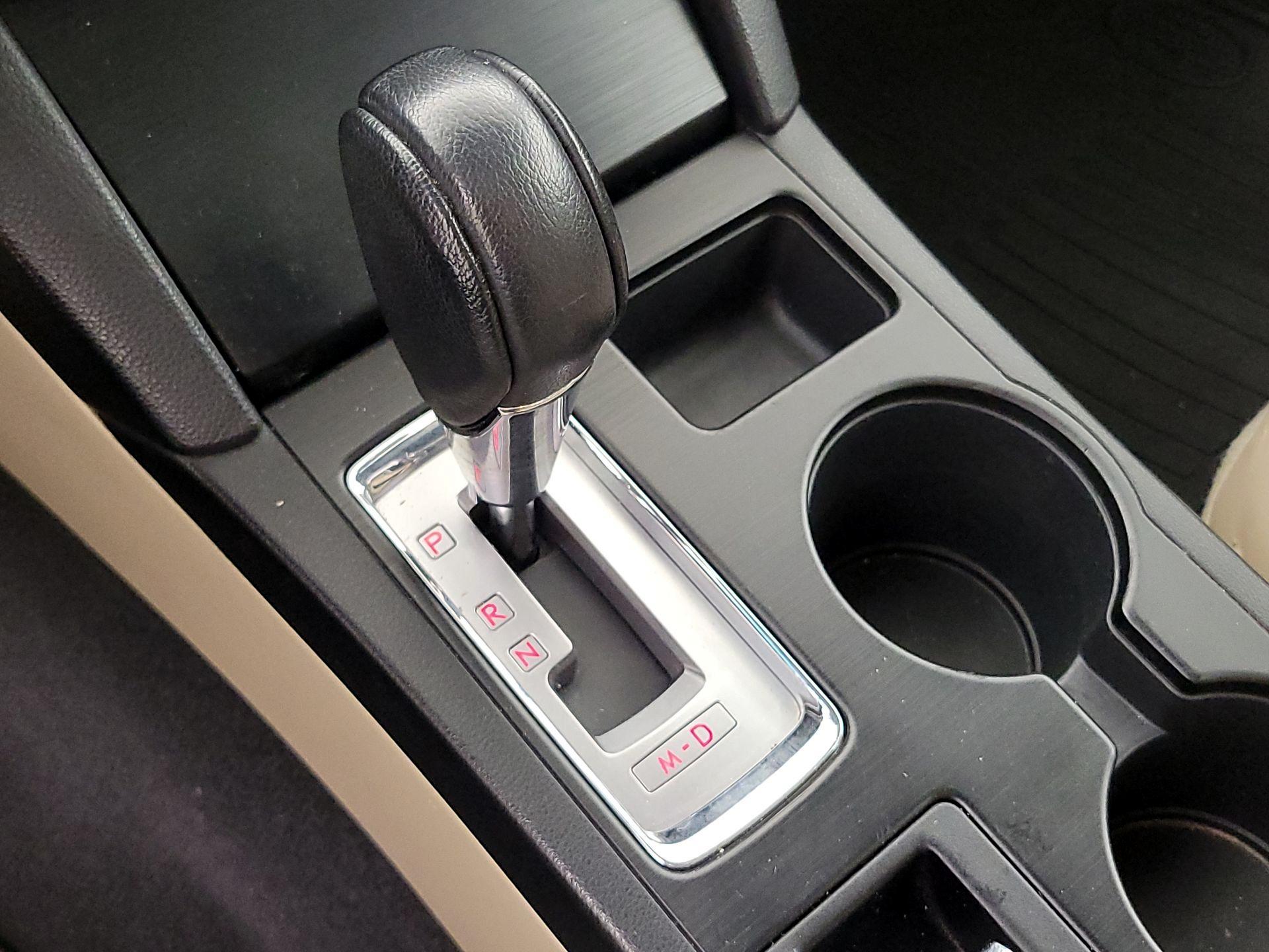 Thumbnail: 2016 Subaru Legacy - 18