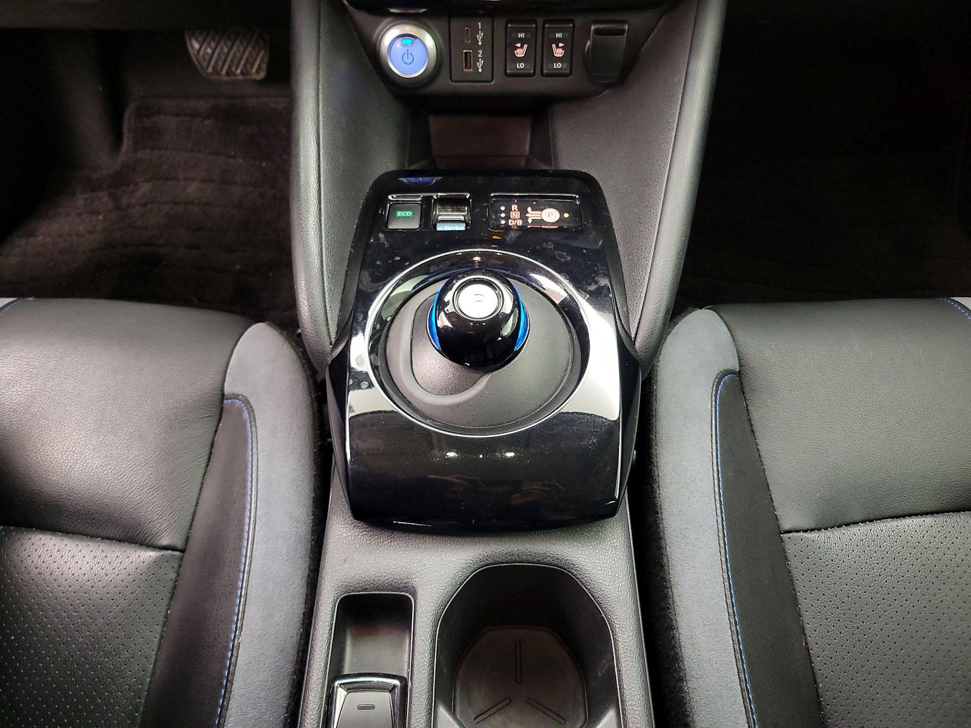 Thumbnail: 2020 Nissan Leaf - 18