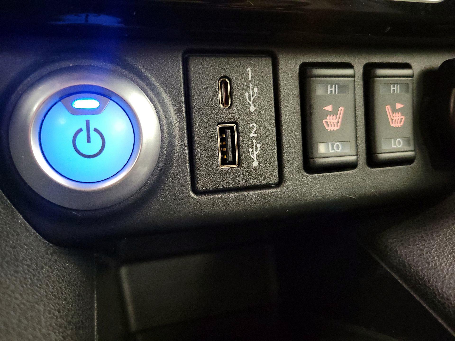 Thumbnail: 2020 Nissan Leaf - 19