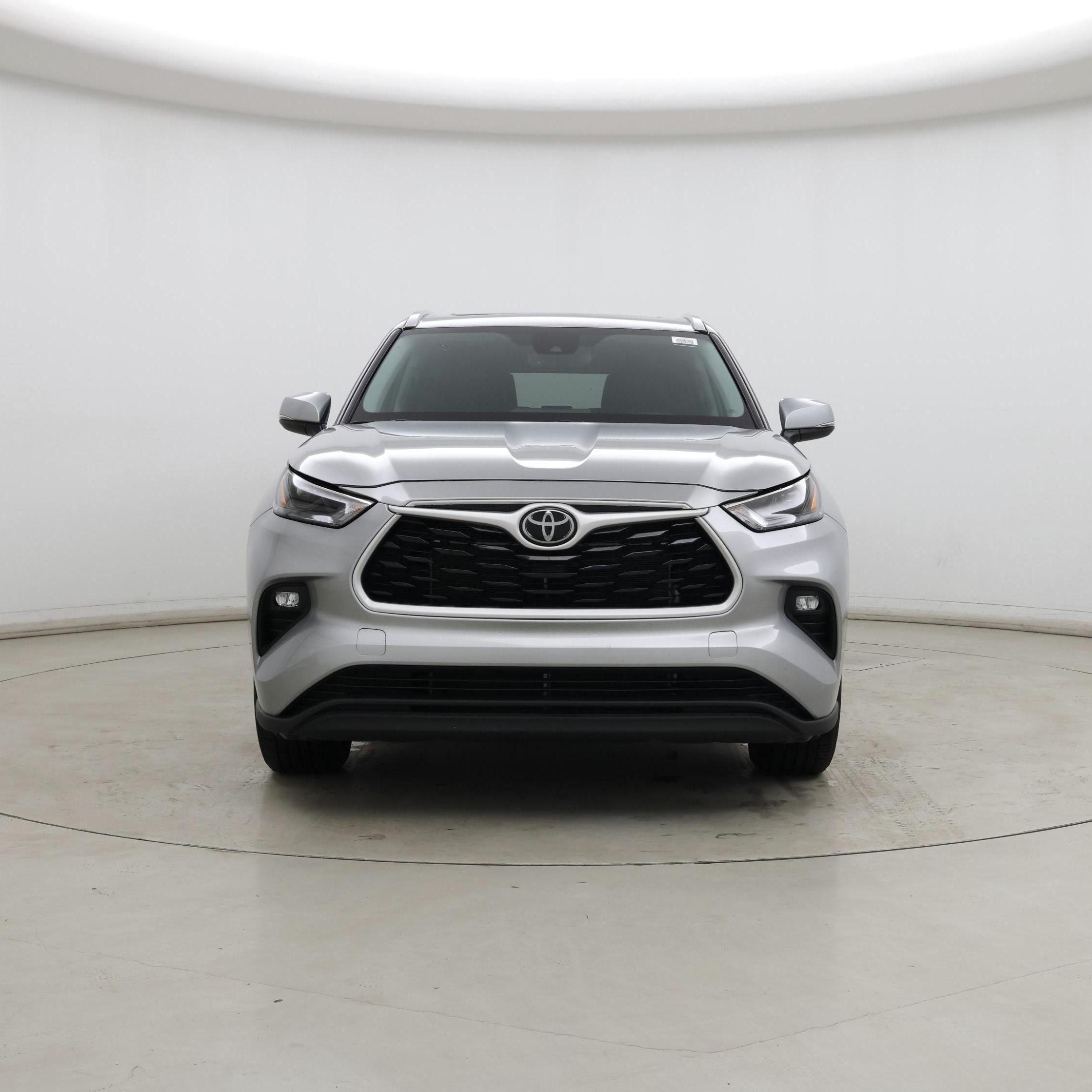 Thumbnail: 2023 Toyota Highlander - 5