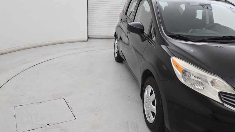 2015 Nissan Versa Note SV Hero Image