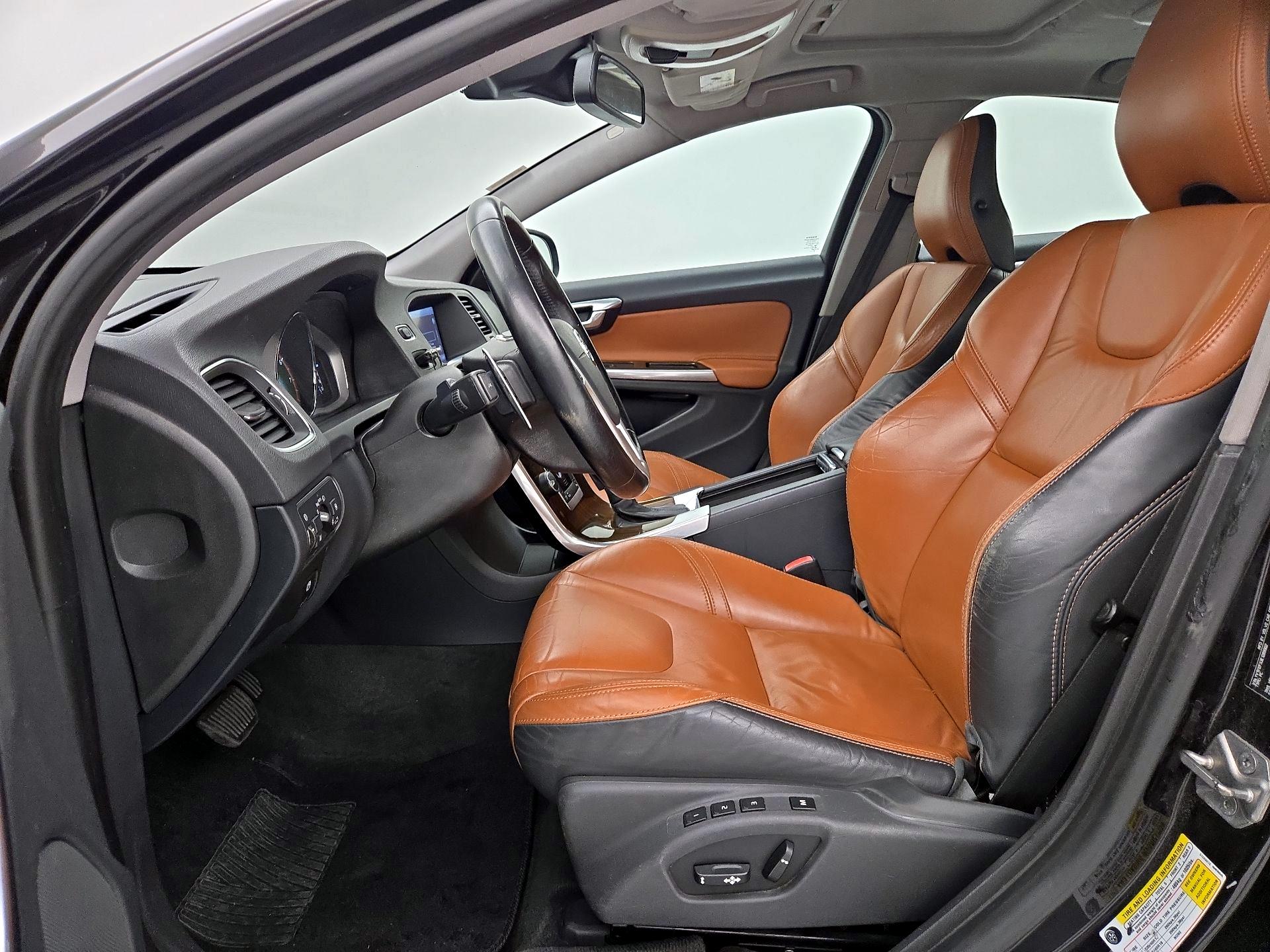 Thumbnail: 2014 Volvo S60 - 11