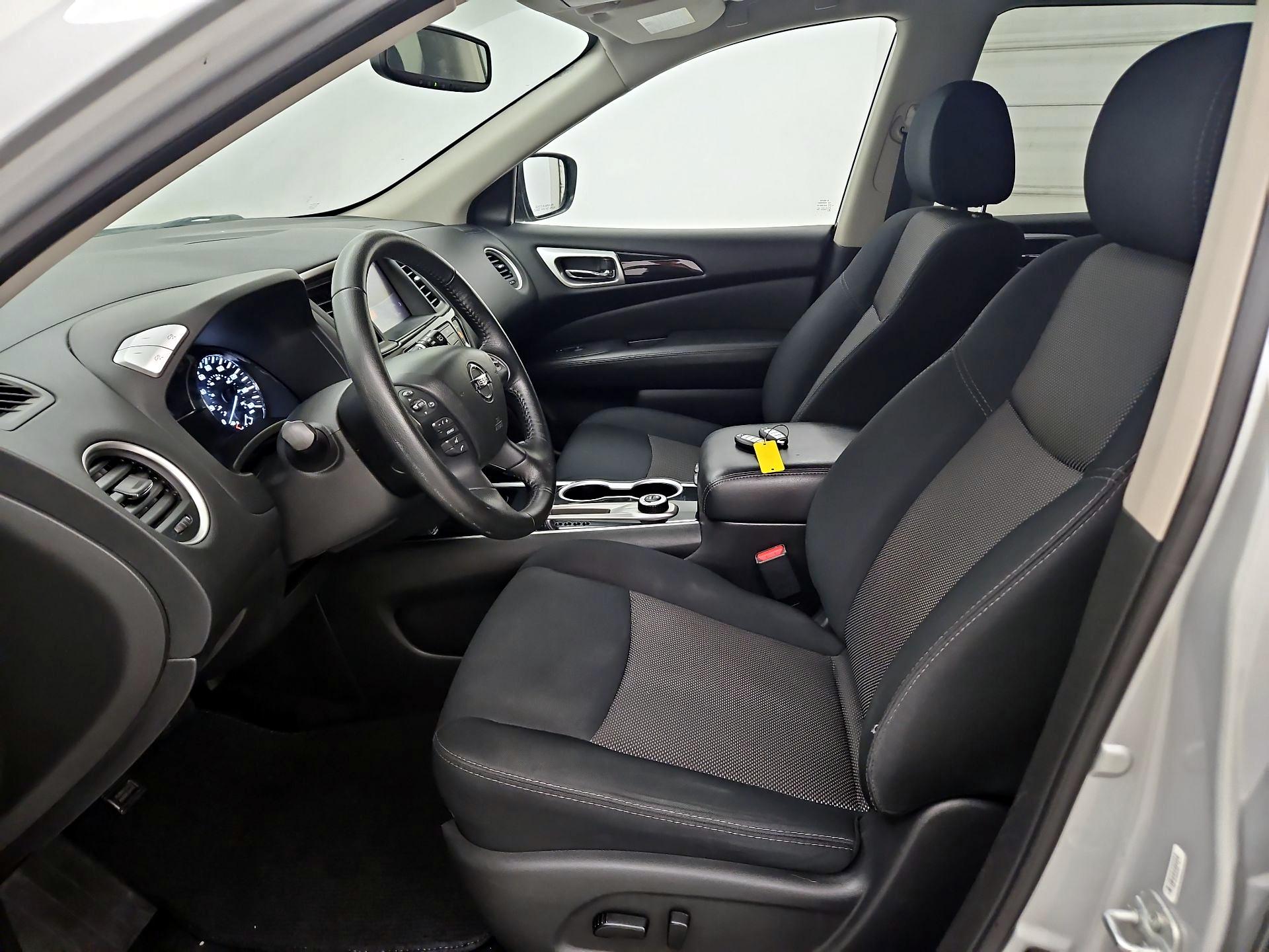 Thumbnail: 2018 Nissan Pathfinder - 11