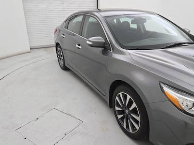 2017 Nissan Altima SV -
                Newark, DE