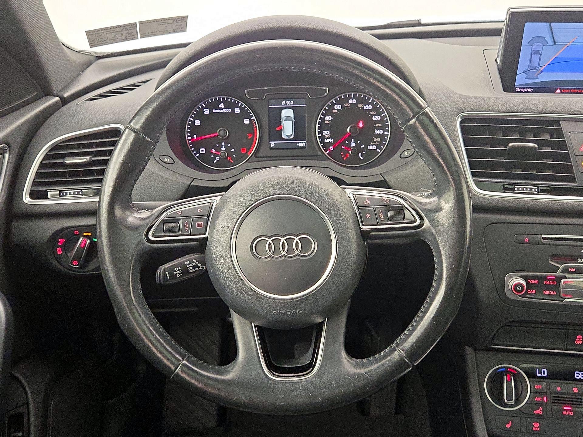 Thumbnail: 2016 Audi Q3 - 10