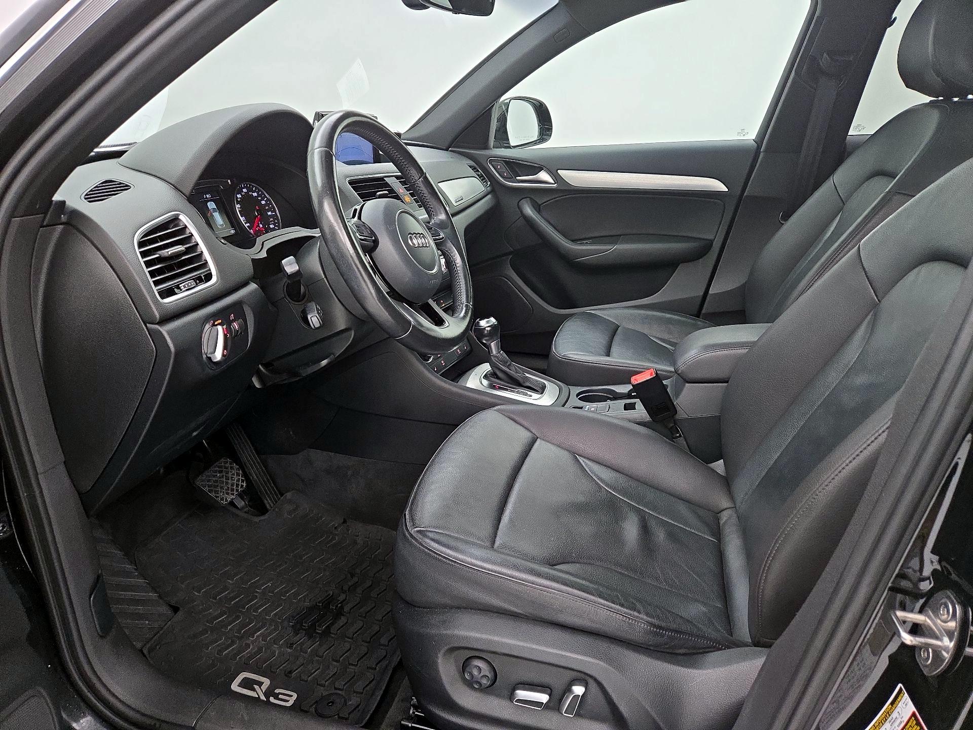 Thumbnail: 2016 Audi Q3 - 11