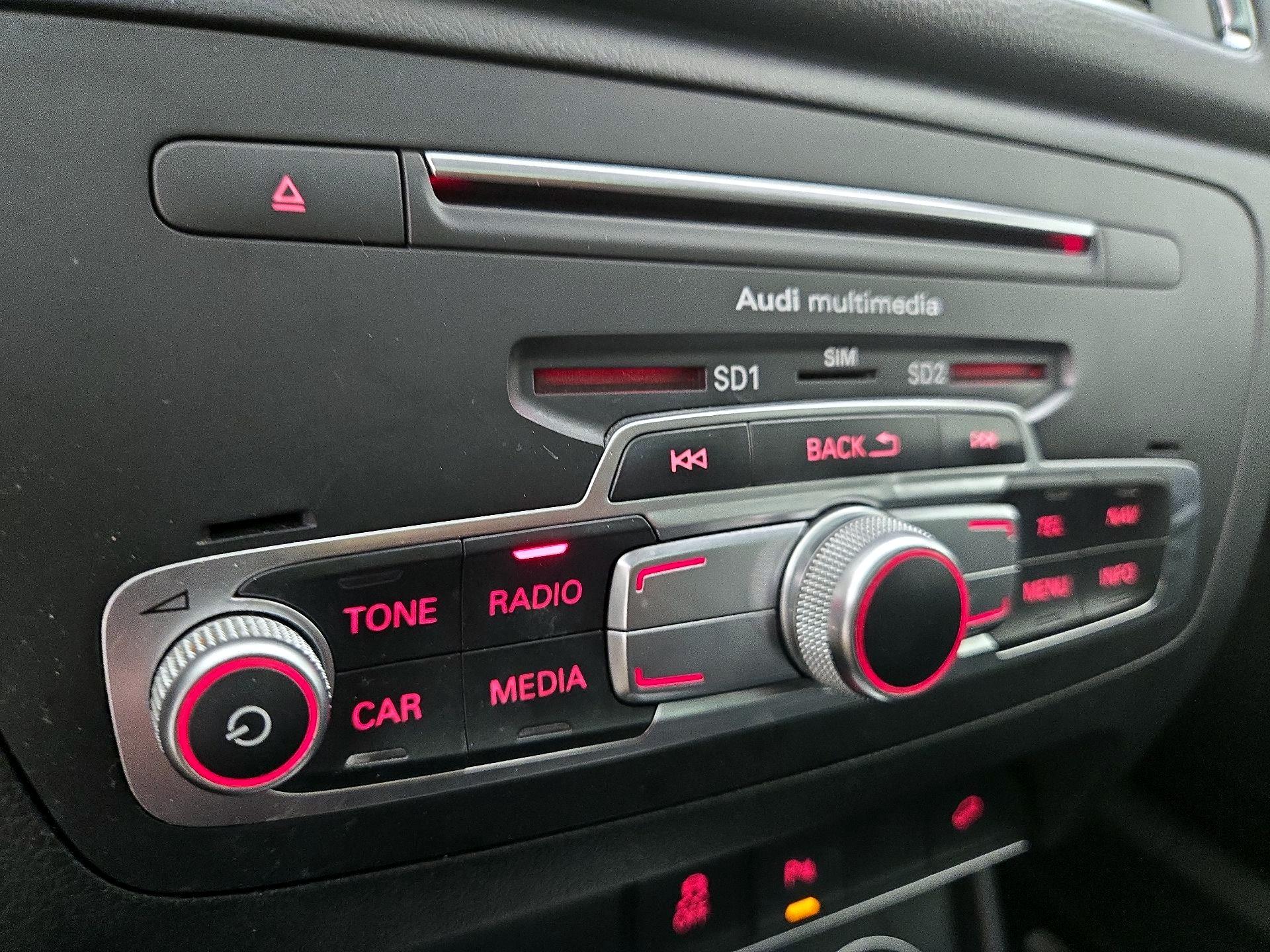 Thumbnail: 2016 Audi Q3 - 15