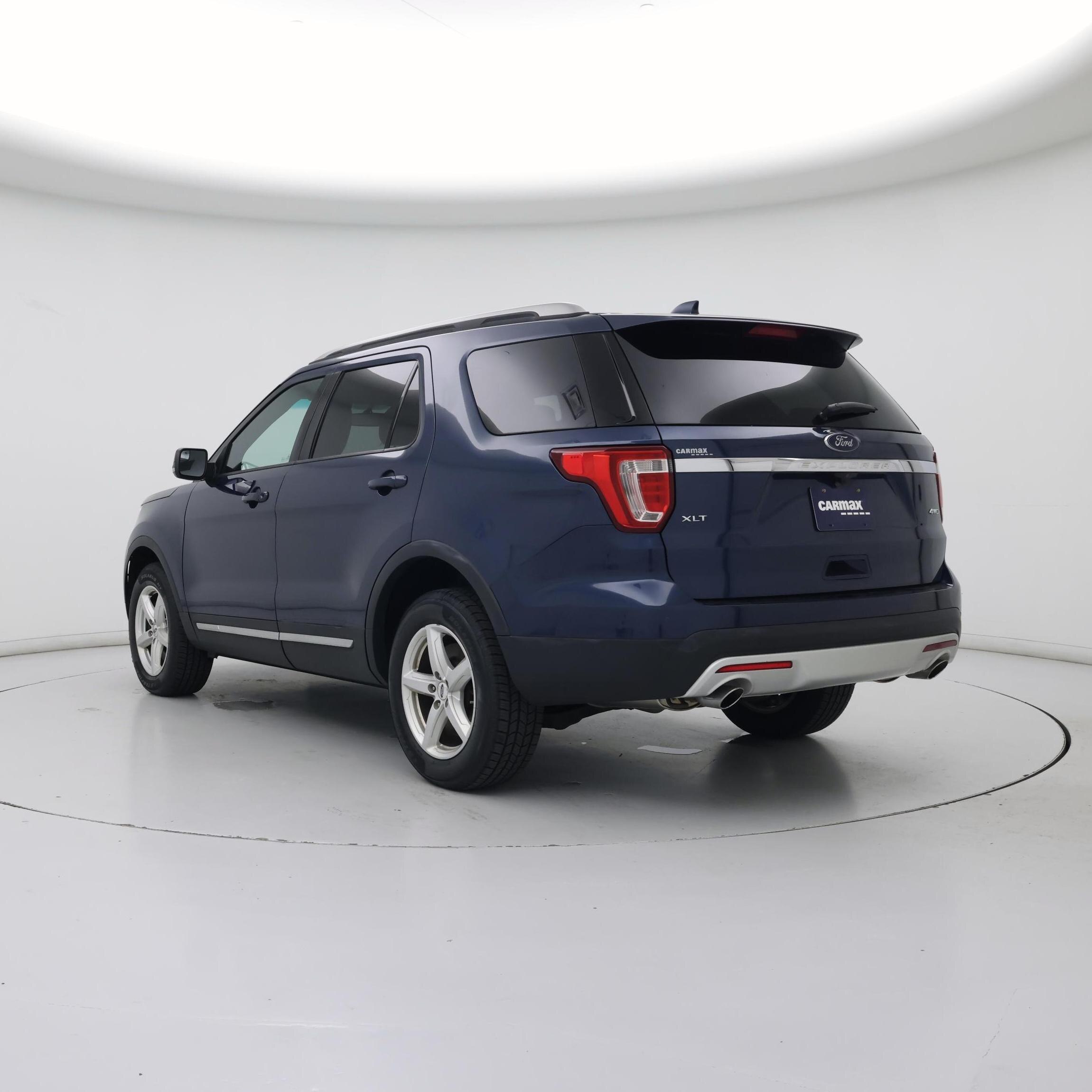 Thumbnail: 2016 Ford Explorer - 2