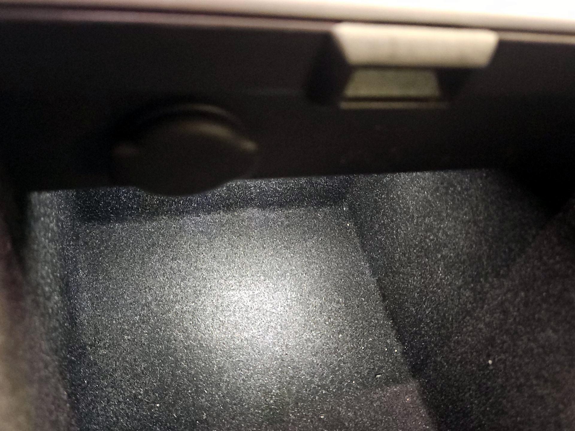 Thumbnail: 2022 Tesla Model 3 - 18