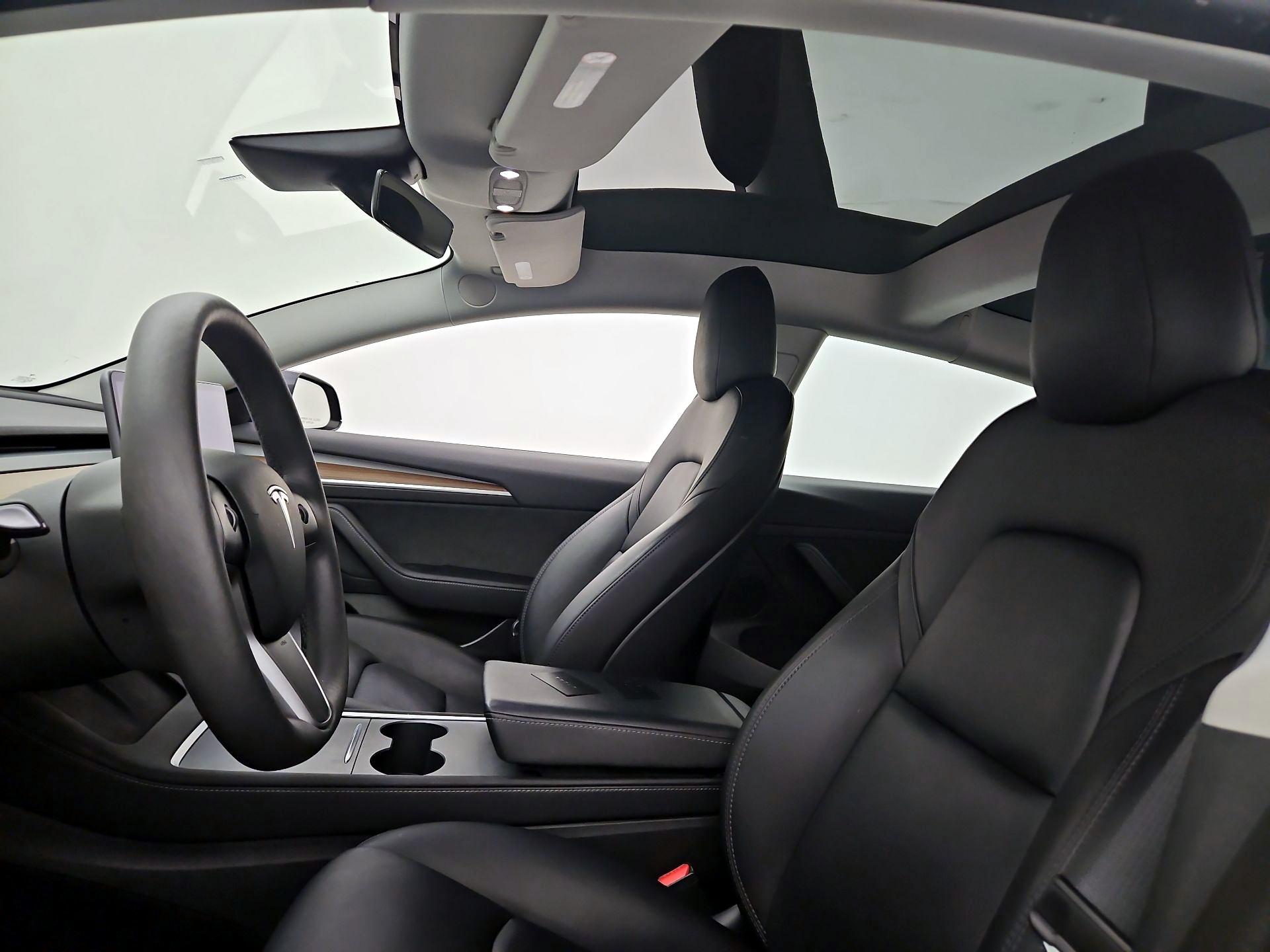 Thumbnail: 2022 Tesla Model 3 - 19