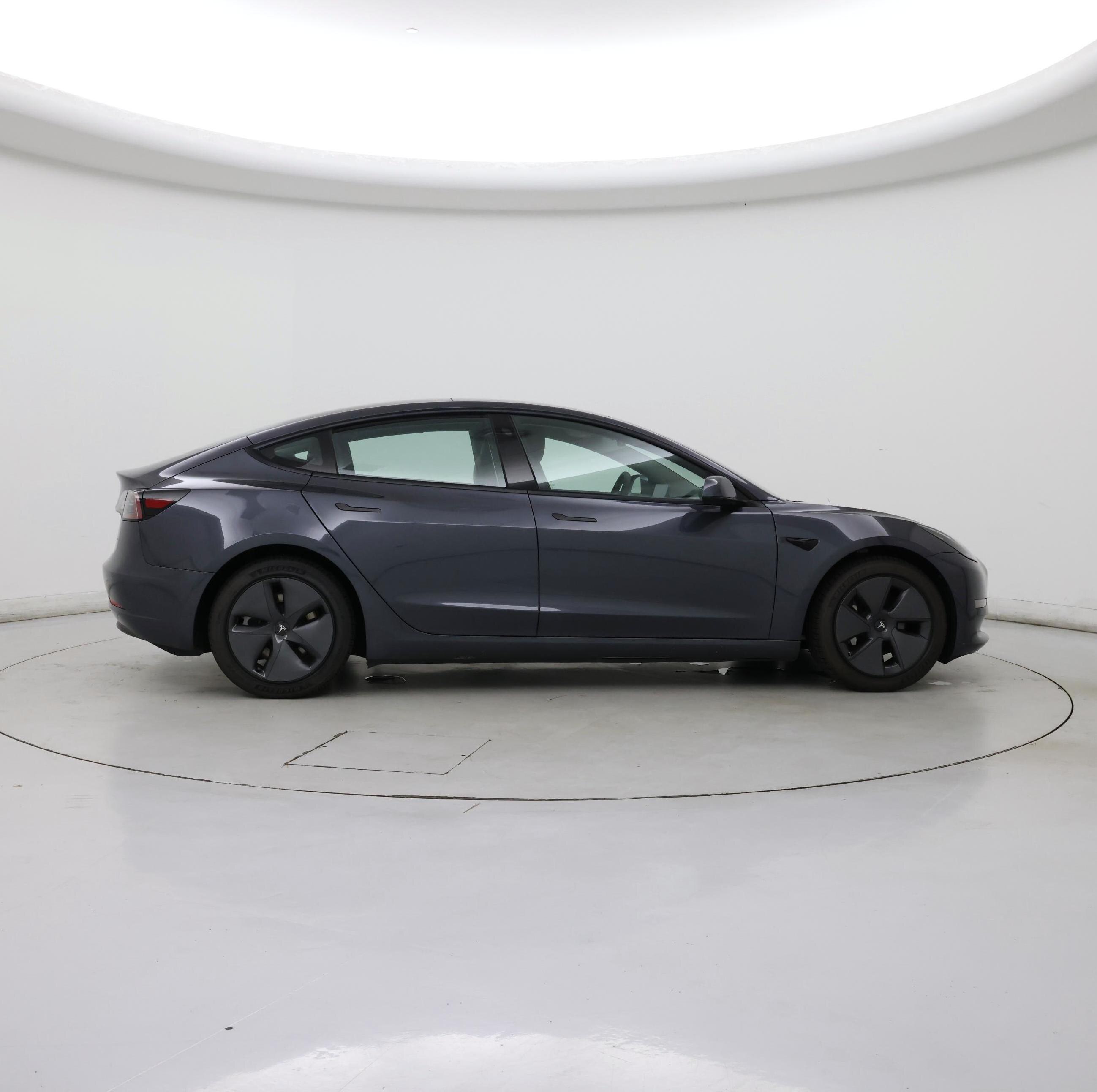 Thumbnail: 2022 Tesla Model 3 - 7