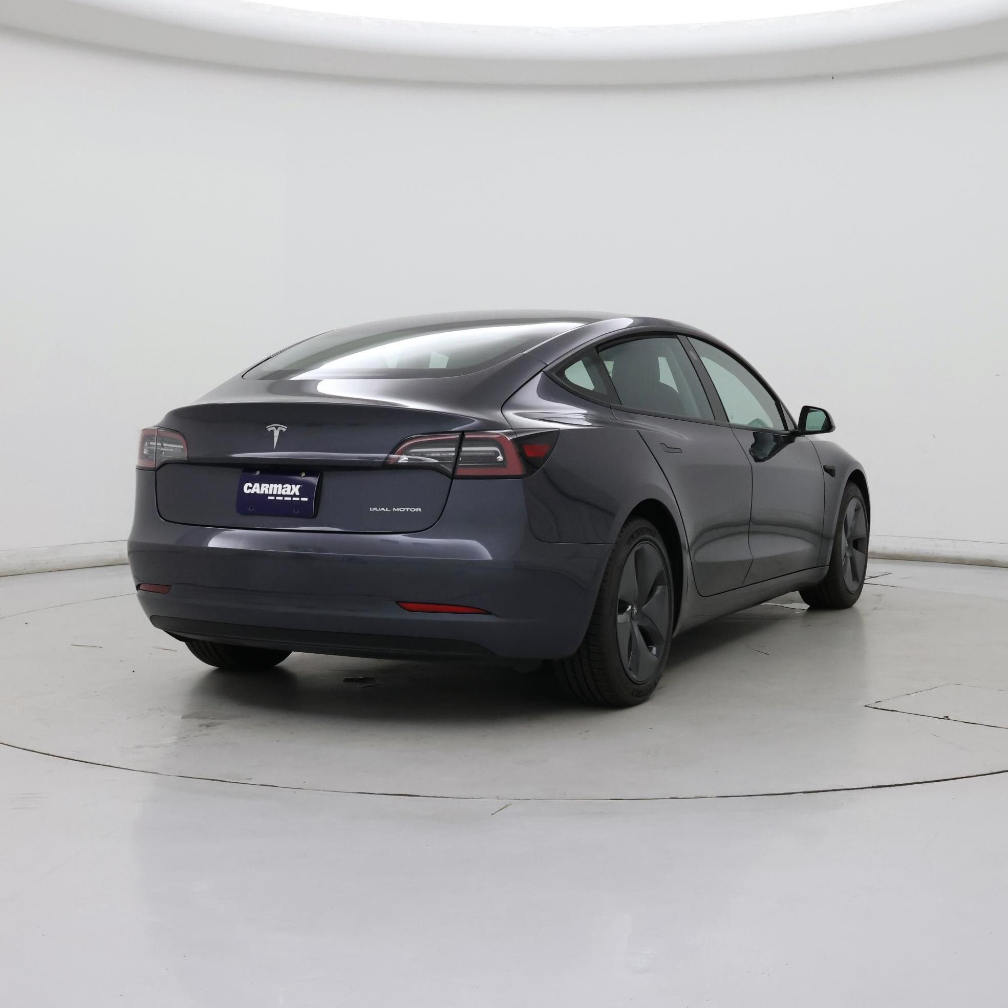 Thumbnail: 2022 Tesla Model 3 - 8