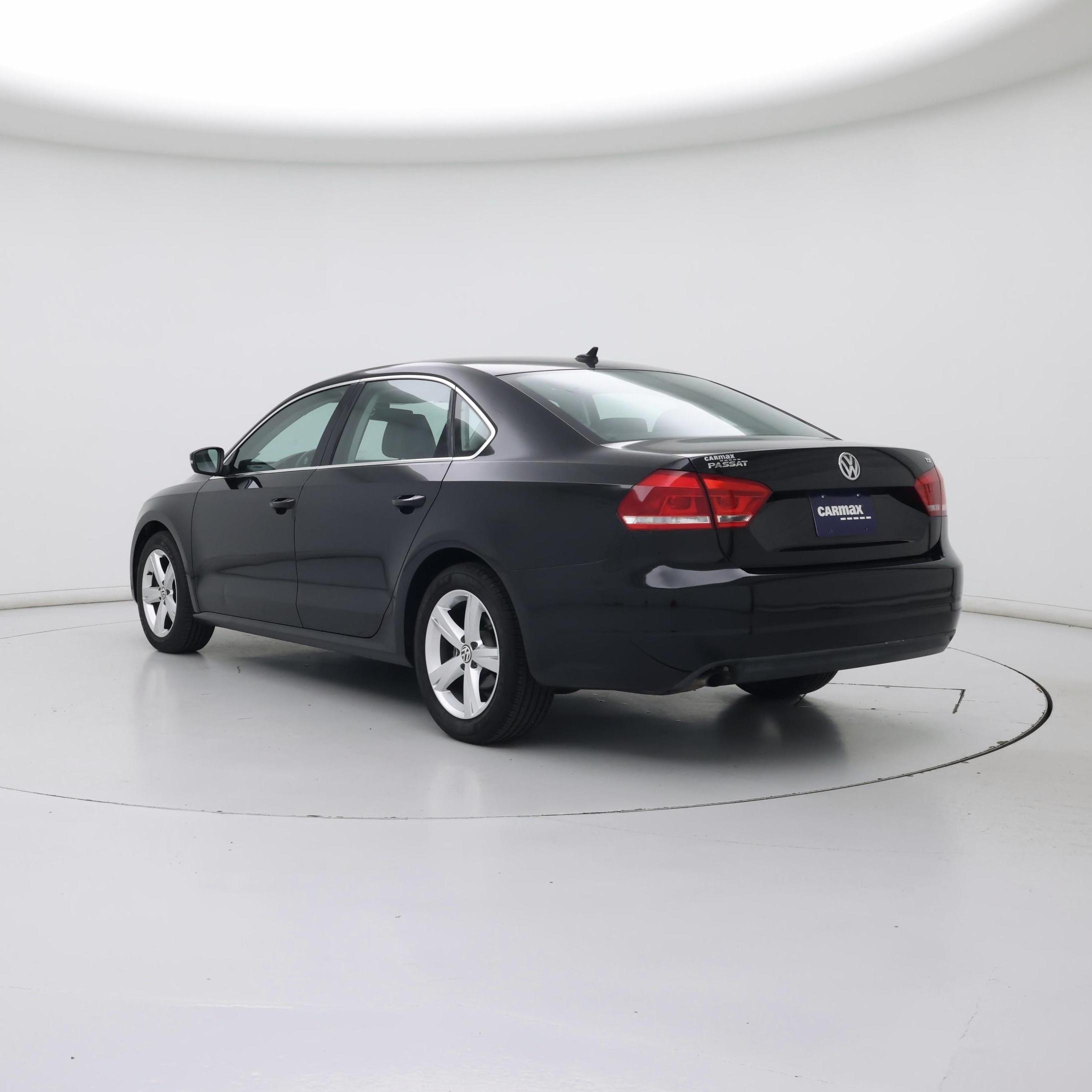 Thumbnail: 2014 Volkswagen Passat - 2