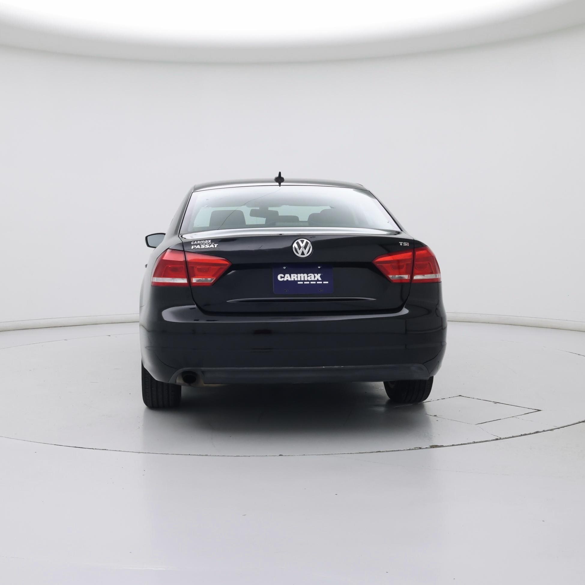 Thumbnail: 2014 Volkswagen Passat - 6