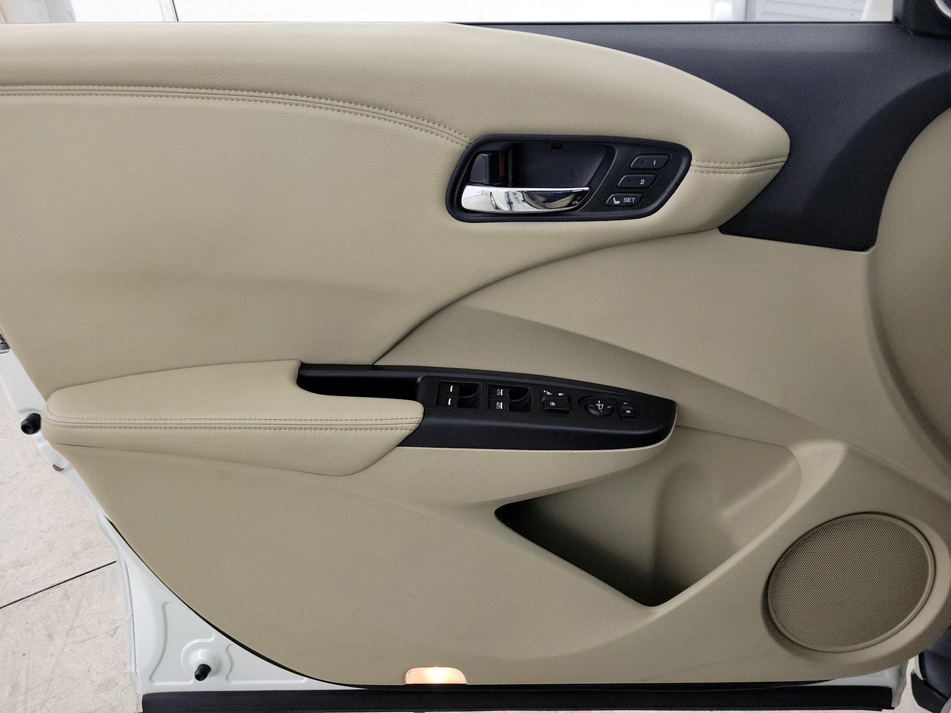 Thumbnail: 2015 Acura RDX - 12