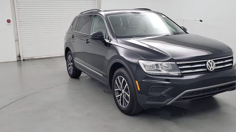 2020 Volkswagen Tiguan SE Hero Image