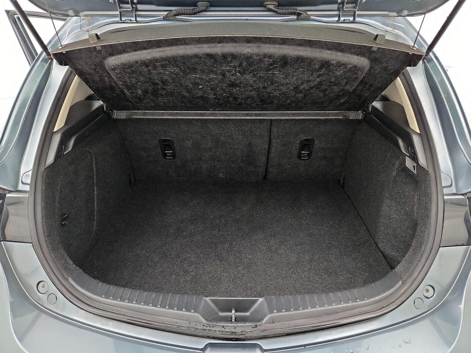 Thumbnail: 2013 Mazda Mazda3 - 18