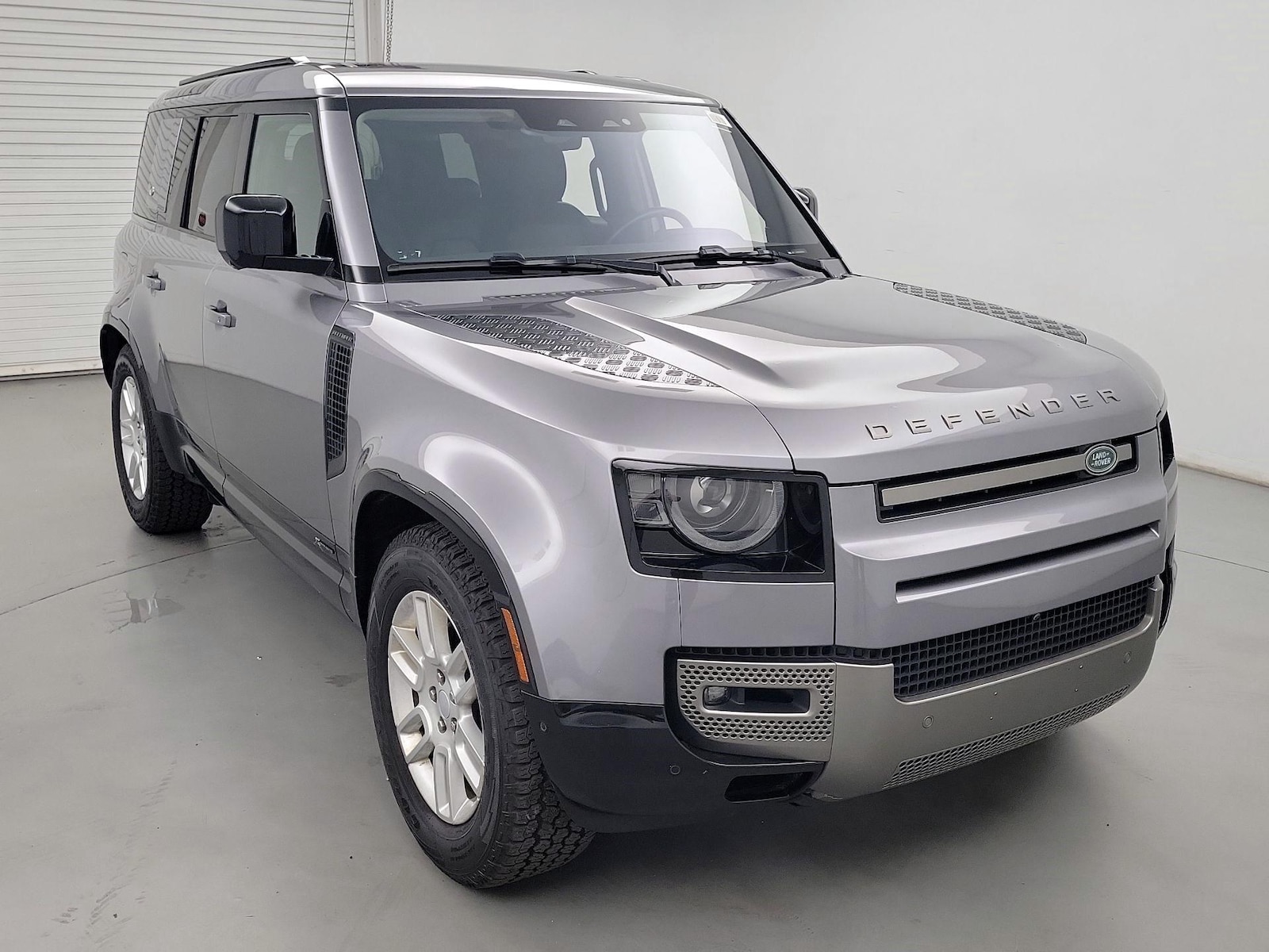 2021 Land Rover Defender X-Dynamic SE