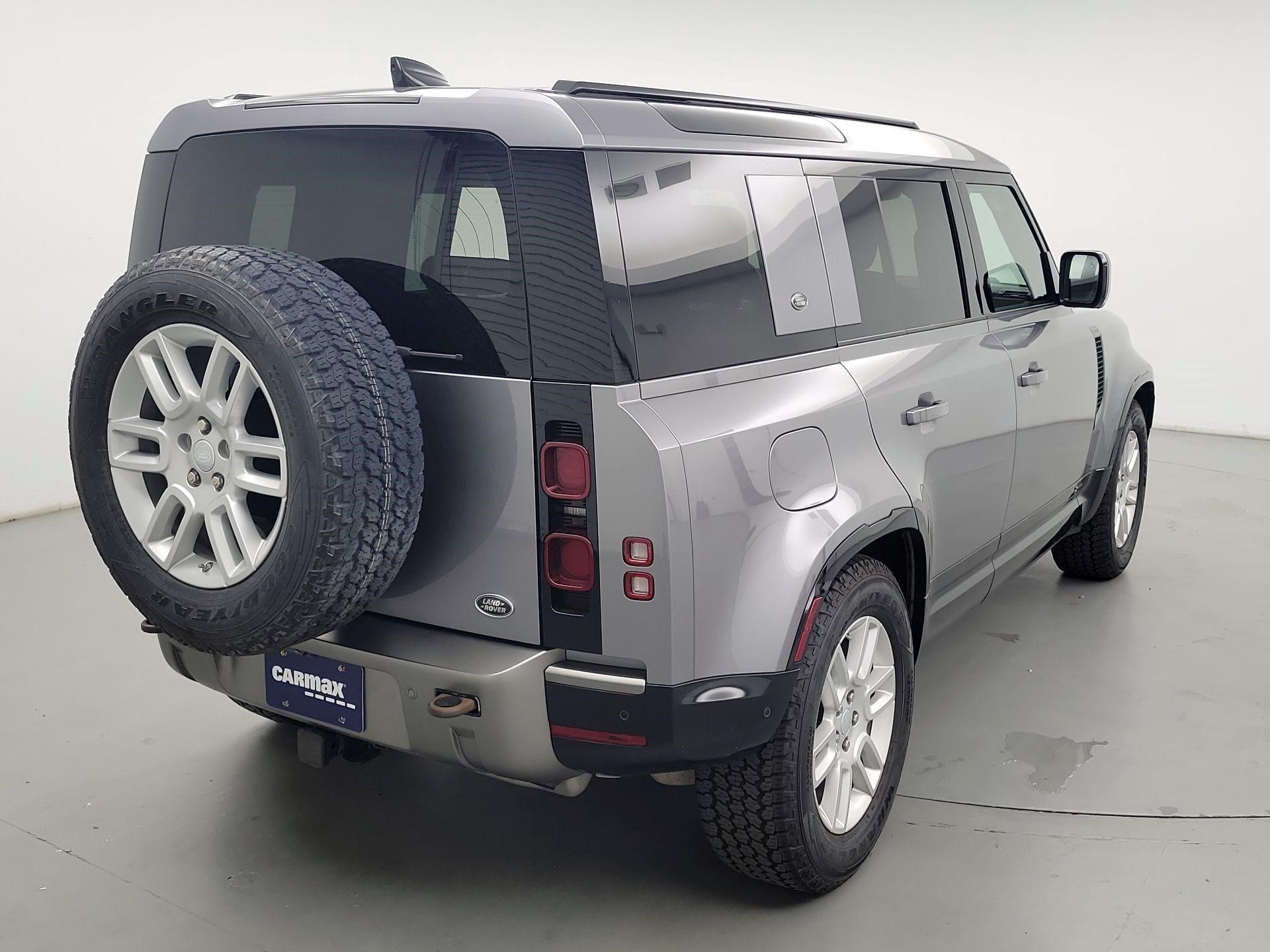 Thumbnail: 2021 Land Rover Defender - 5