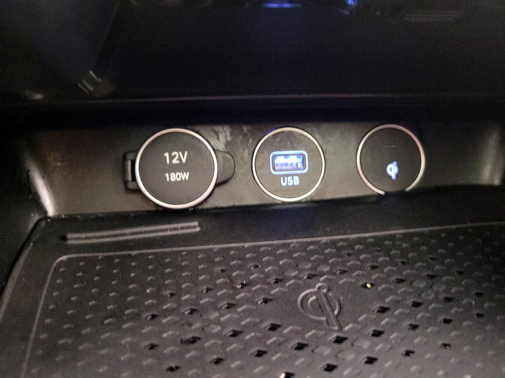 Thumbnail: 2022 Genesis G70 - 17