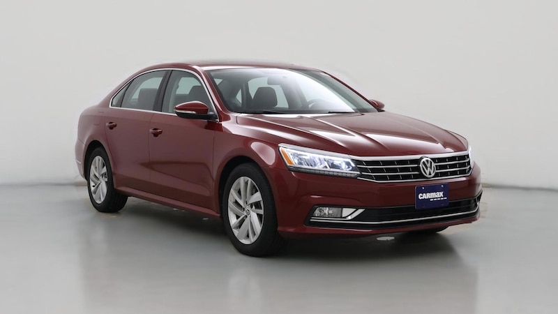 2018 Volkswagen Passat SE Hero Image